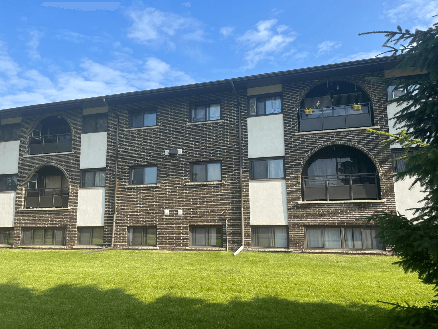 118, 124 Christopher Drive — 2 Bedroom - Photo 6