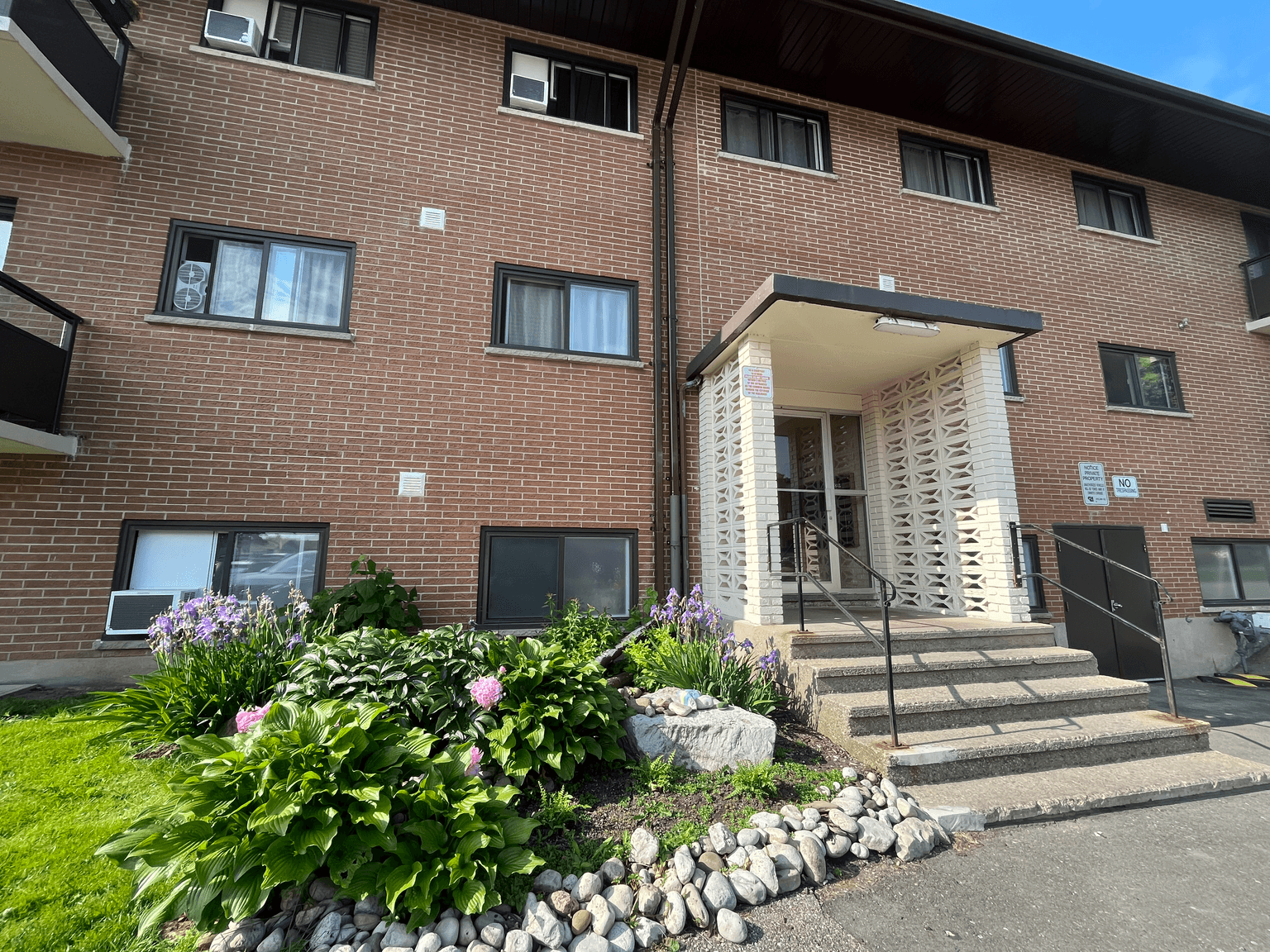 130, 140, 150 Christopher Drive — 1 Bedroom - Photo 13
