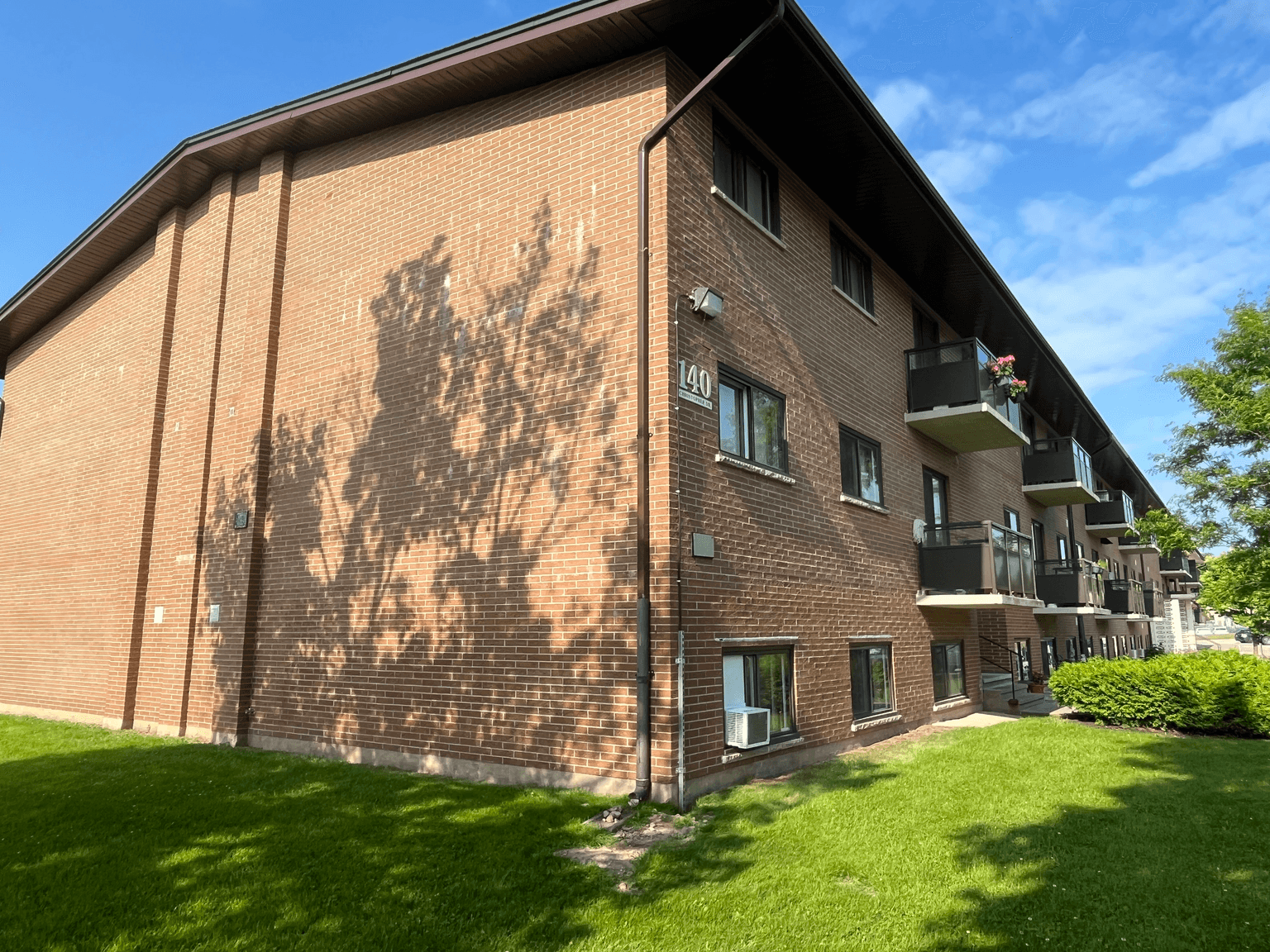 130, 140, 150 Christopher Drive — 1 Bedroom - Photo 14