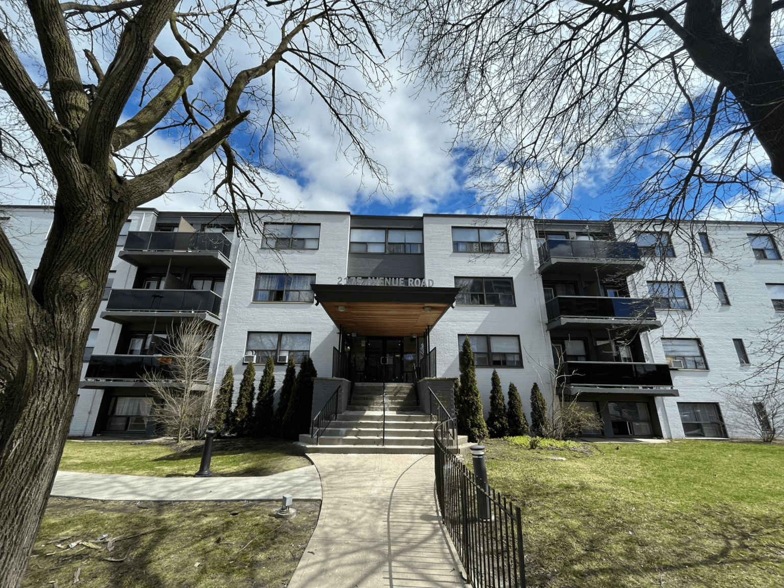 2175 Avenue Road - Photo 15