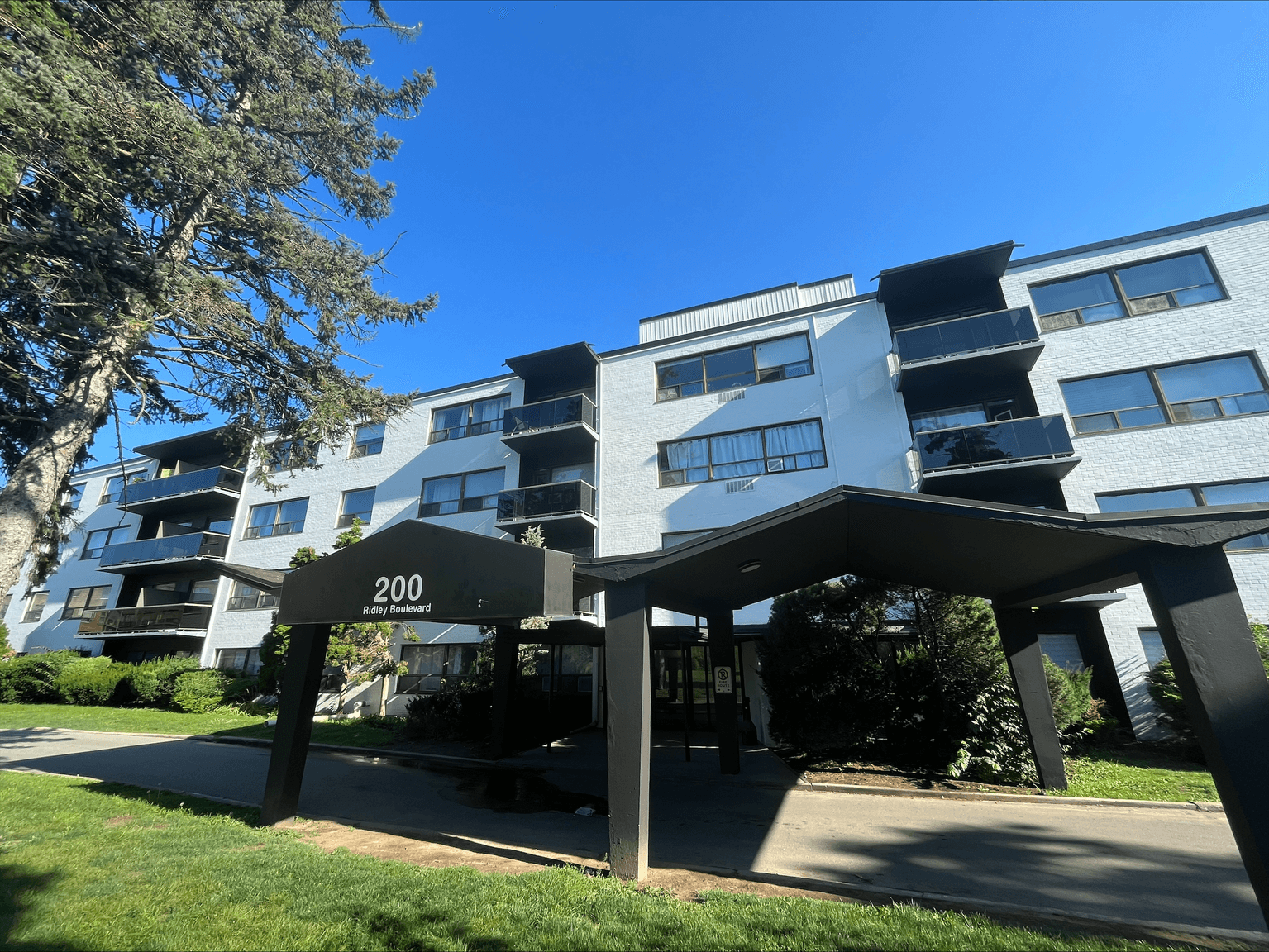 200 Ridley - Photo 1