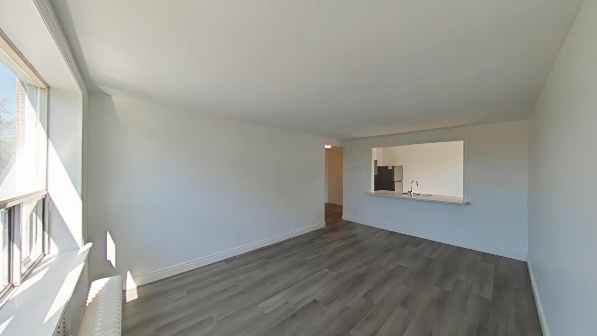 10 &amp; 14 Saranac Blvd &amp; 3 Drexel Rd — 1 Bedroom - Photo 8