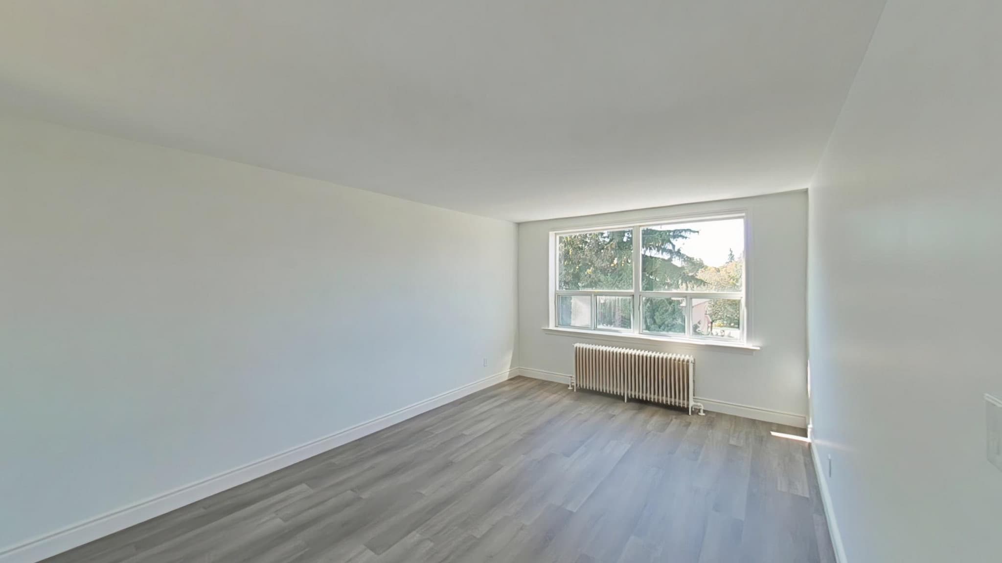 10 &amp; 14 Saranac Blvd &amp; 3 Drexel Rd — 1 Bedroom - Photo 9