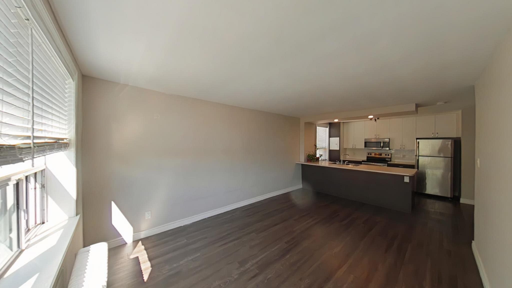 10 &amp; 14 Saranac Blvd &amp; 3 Drexel Rd — 1 Bedroom - Photo 7