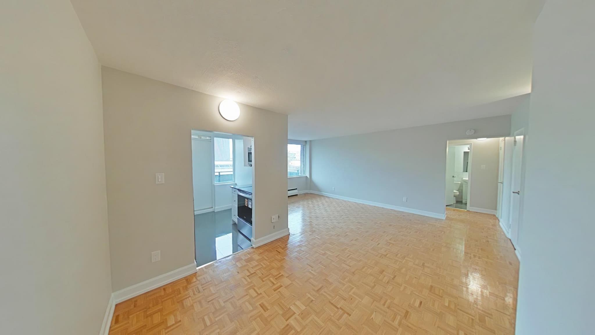 36 Thorncliffe Park Drive — 2 Bedroom - Photo 7