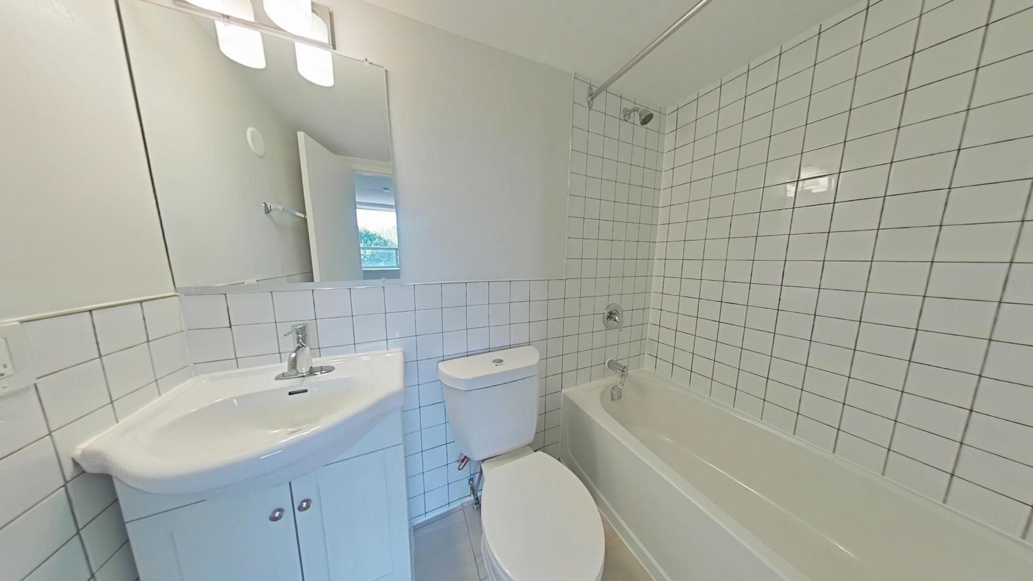 1510-1512 King St W — 1 Bedroom - Photo 5