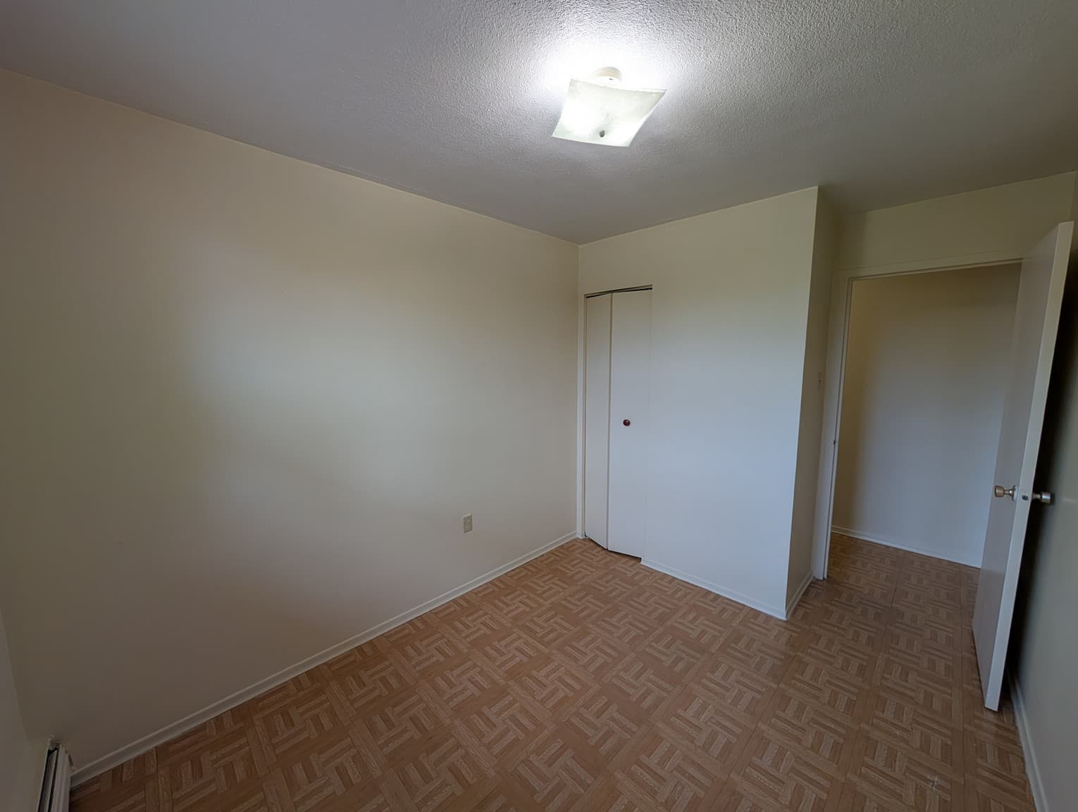 10 Veevers Drive — 2 Bedroom - Photo 7