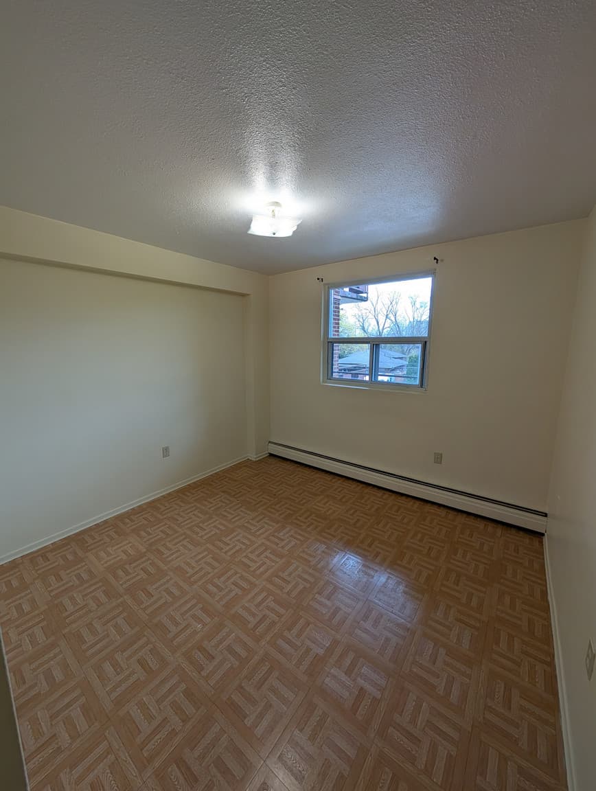 10 Veevers Drive — 2 Bedroom - Photo 6