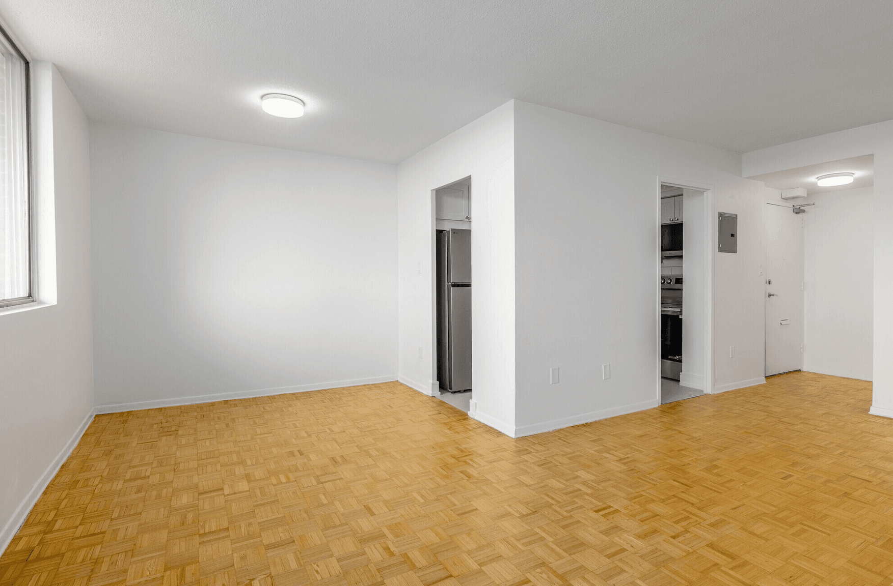 30 High Street East - Photo 9