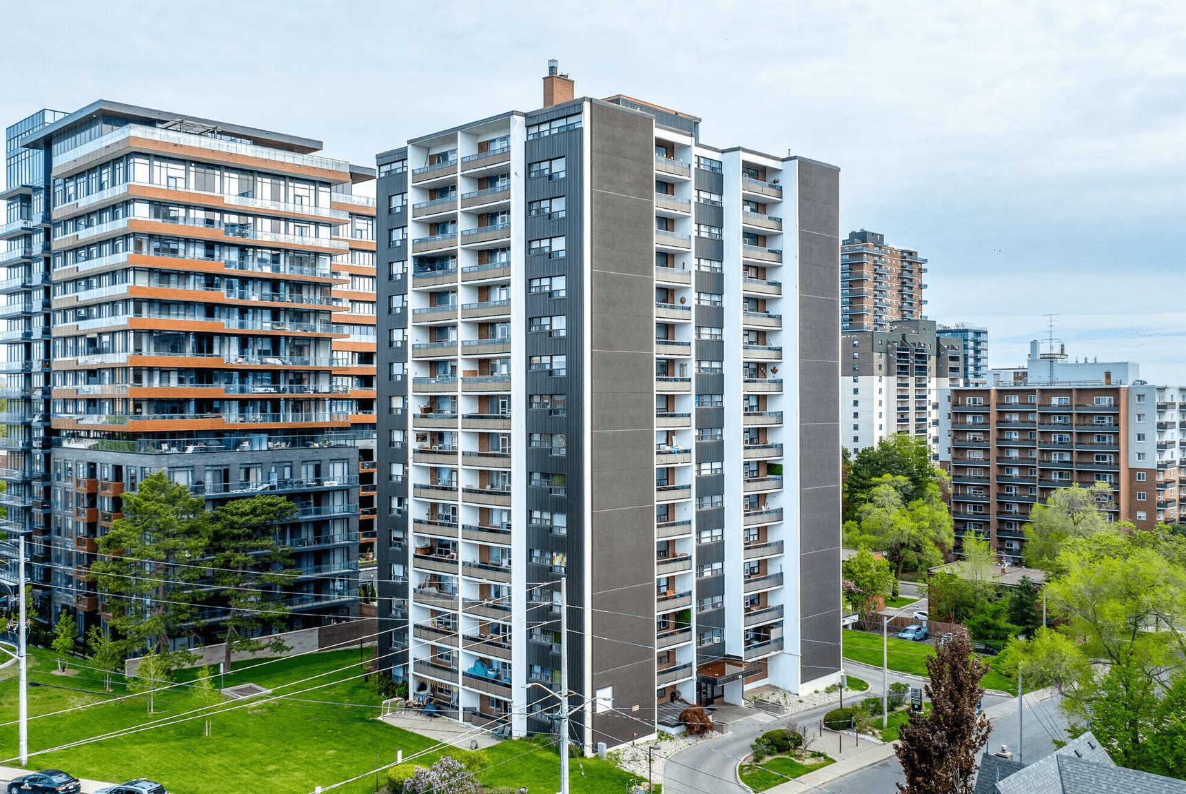 30 High Street East - Photo 16