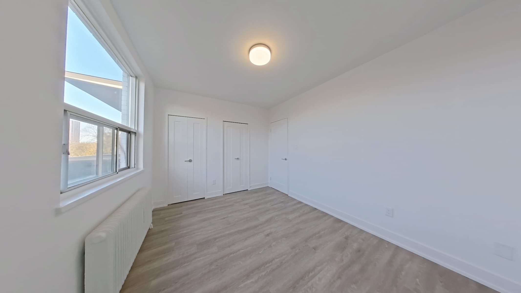 55 Forty Second Street — 1 Bedroom 0306 - Photo 10