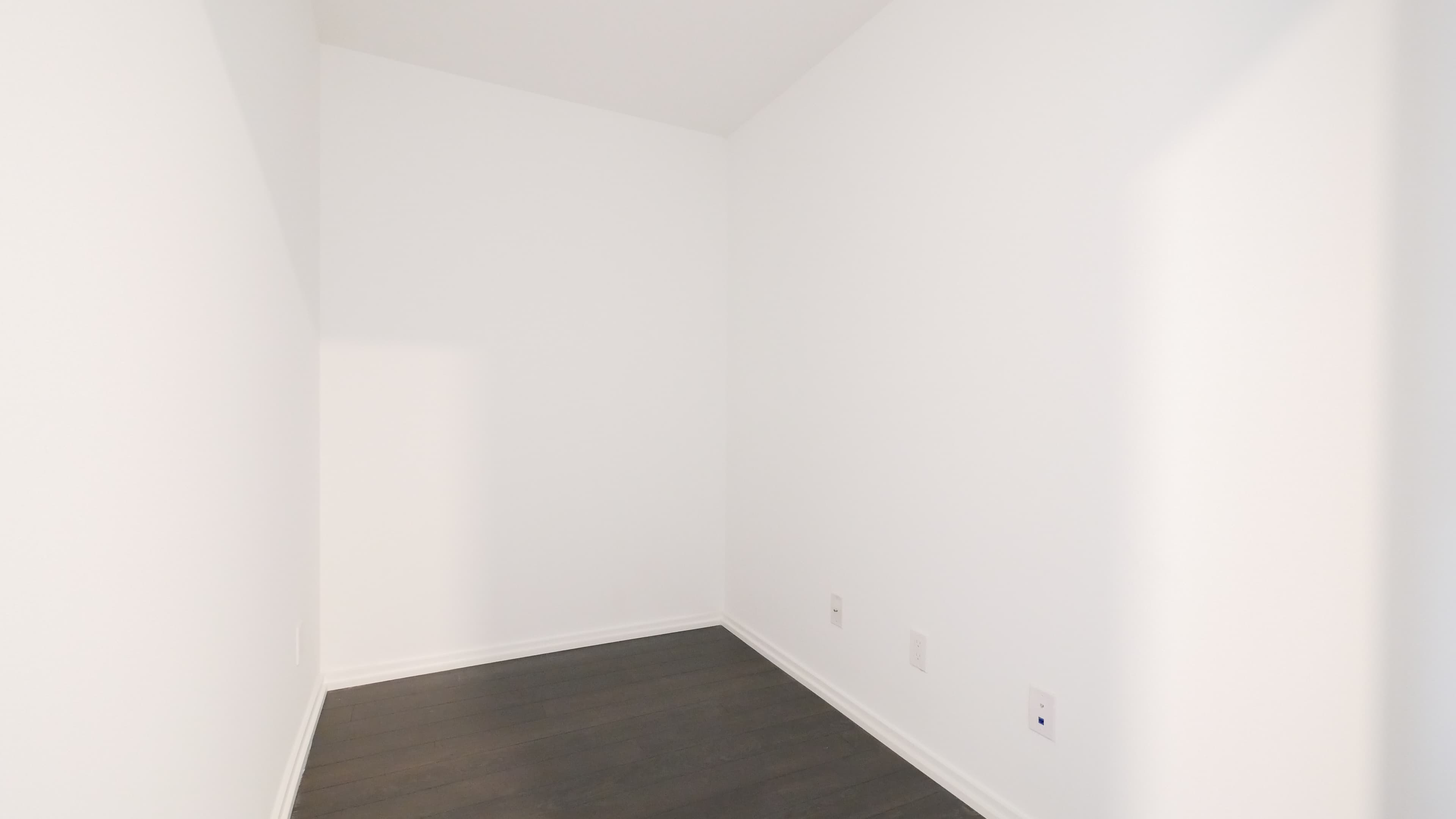 Rhenti — Unit 1511 - Photo 2