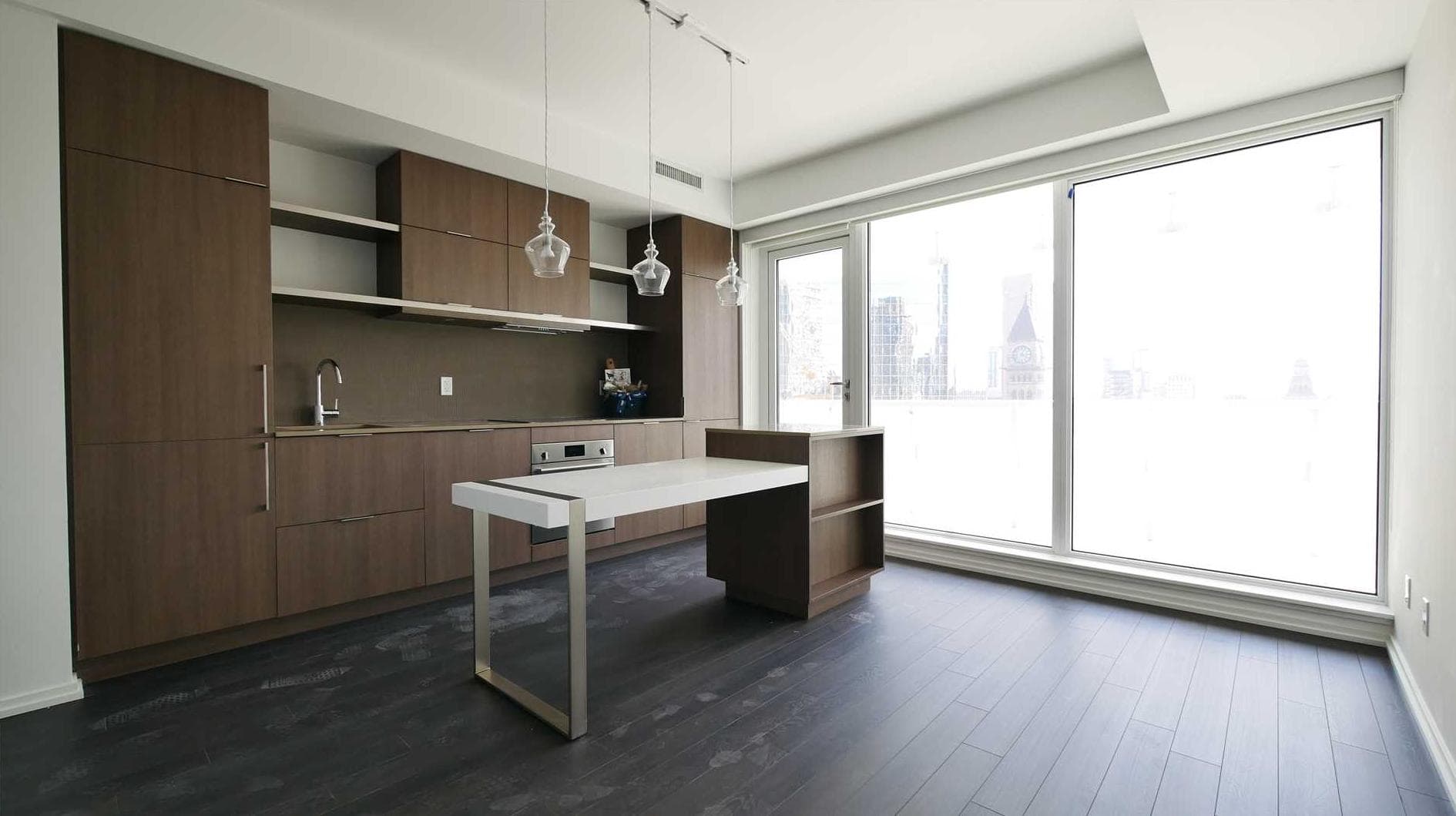 Rhenti — Unit 1511 - Photo 9