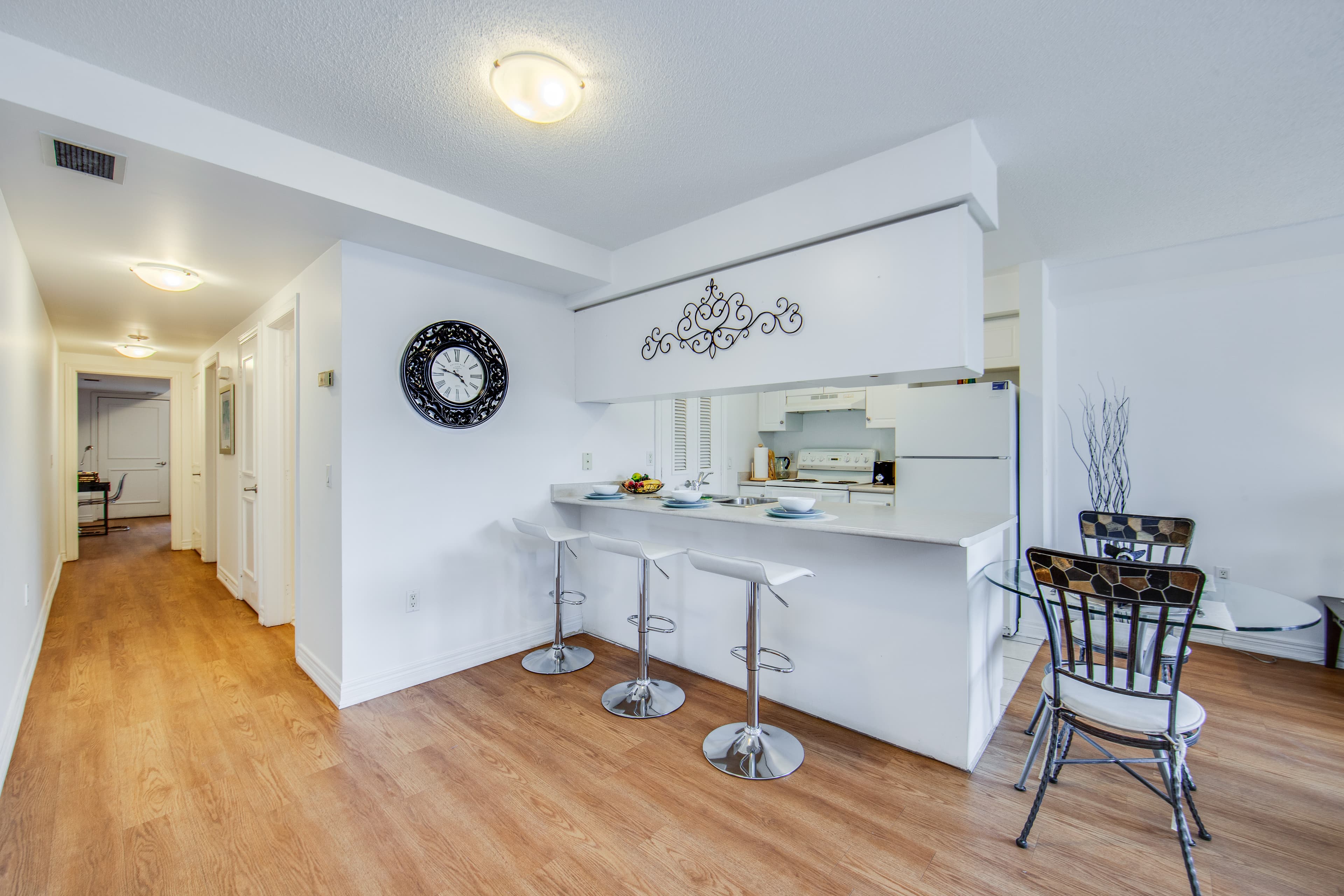 Hyde Park Properties — 2BED - Photo 5