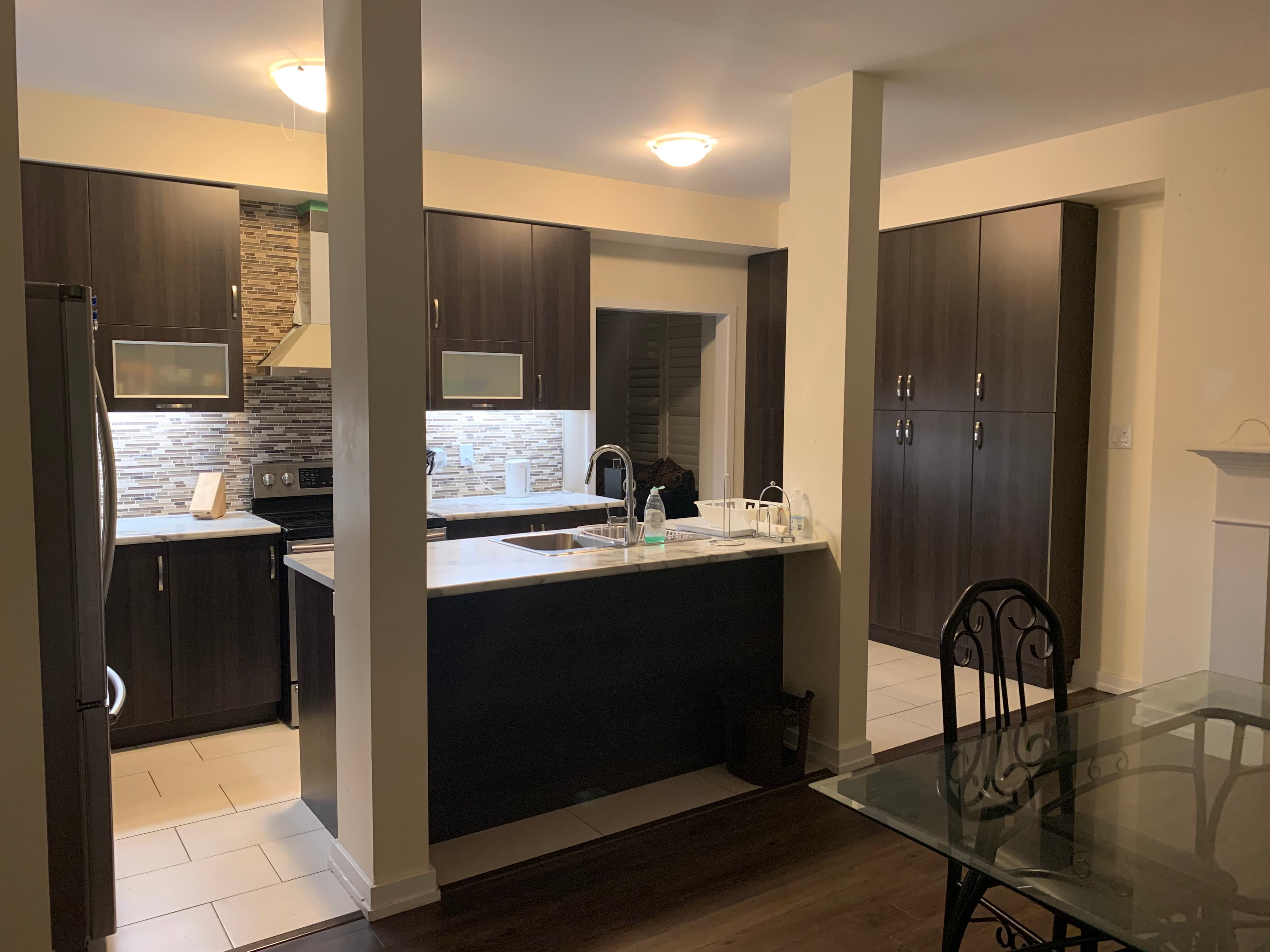 Rhenti — 1 Bedroom(s) and 1 Bathroom(s)