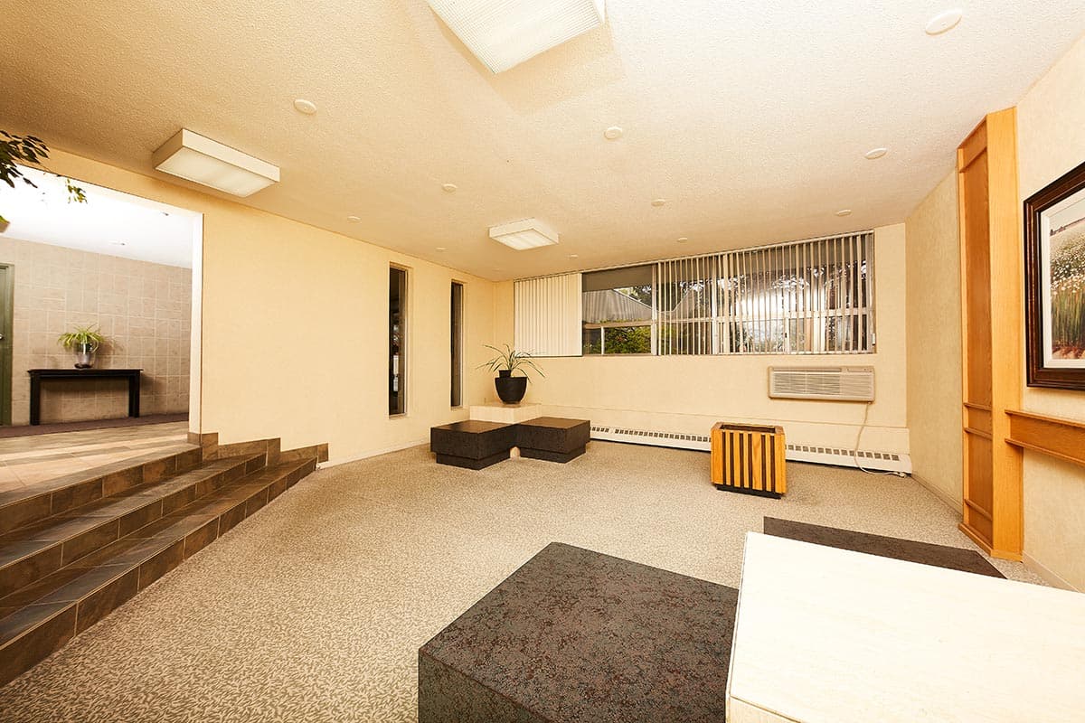 Kaneff — Unit A - Photo 7