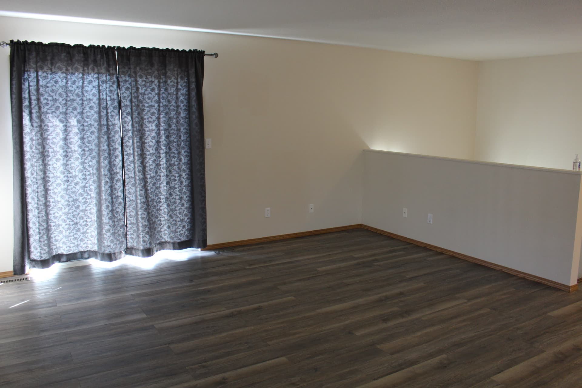 Rhenti — 3 Bedroom(s) and 1.5 Bathroom(s) - Photo 5