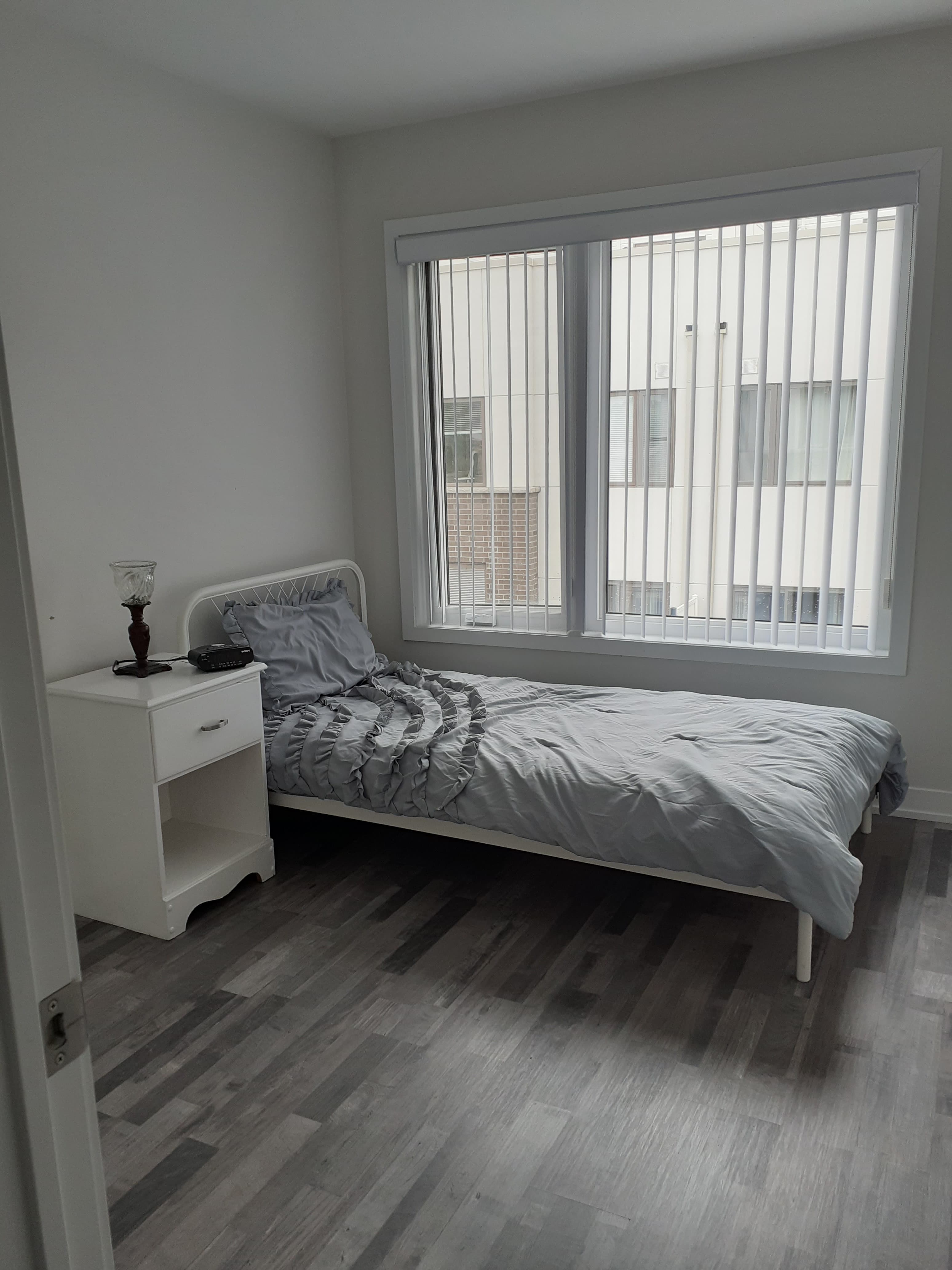 Rhenti — 1 Bedroom(s) and 1 Bathroom(s)