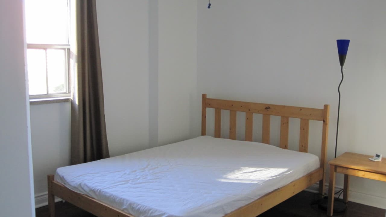 Rhenti — 2 Bedroom(s) and 1 Bathroom(s)