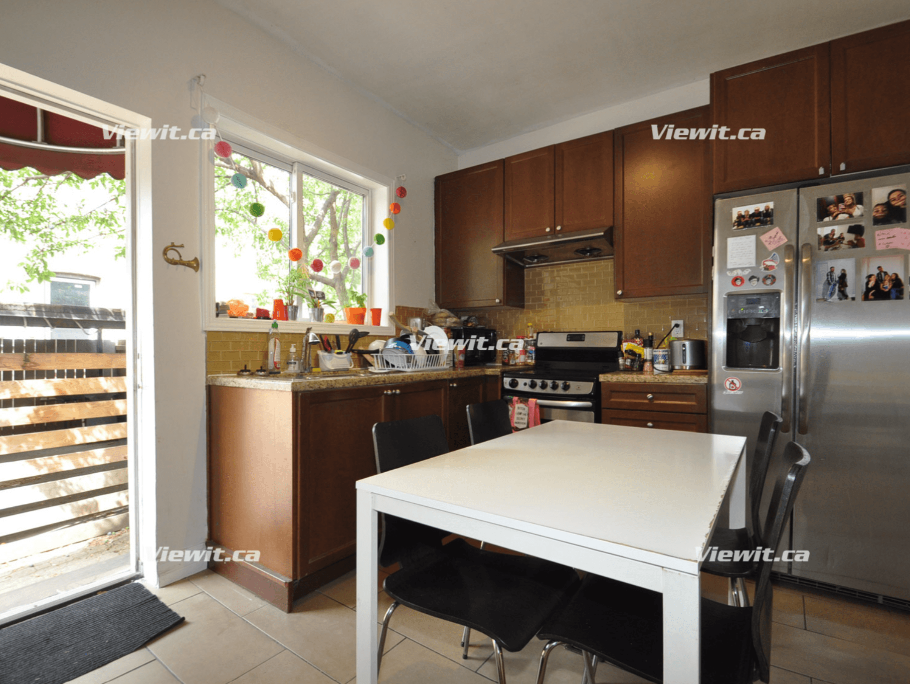 Rhenti — 4 Bedroom(s) and 2.5 Bathroom(s) - Photo 1