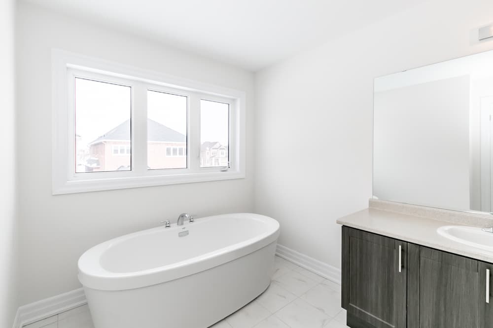 Rhenti — 4 Bedroom(s) and 3.5 Bathroom(s) - Photo 13