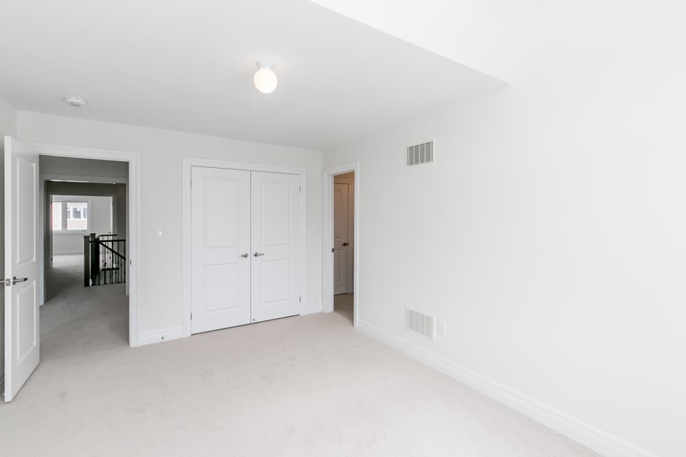 Rhenti — 4 Bedroom(s) and 3.5 Bathroom(s) - Photo 18