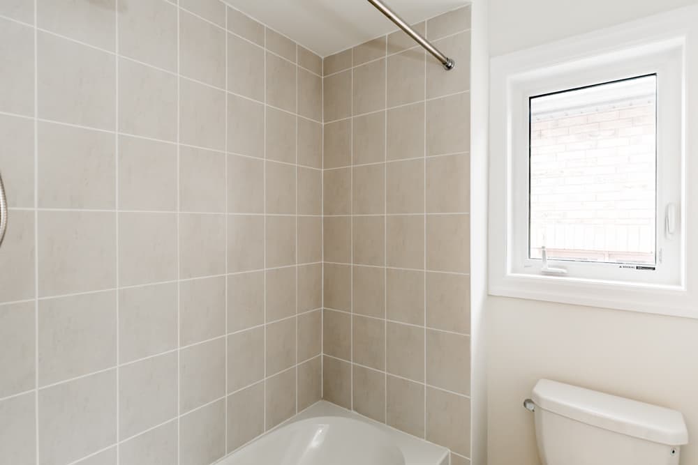 Rhenti — 4 Bedroom(s) and 3.5 Bathroom(s) - Photo 26