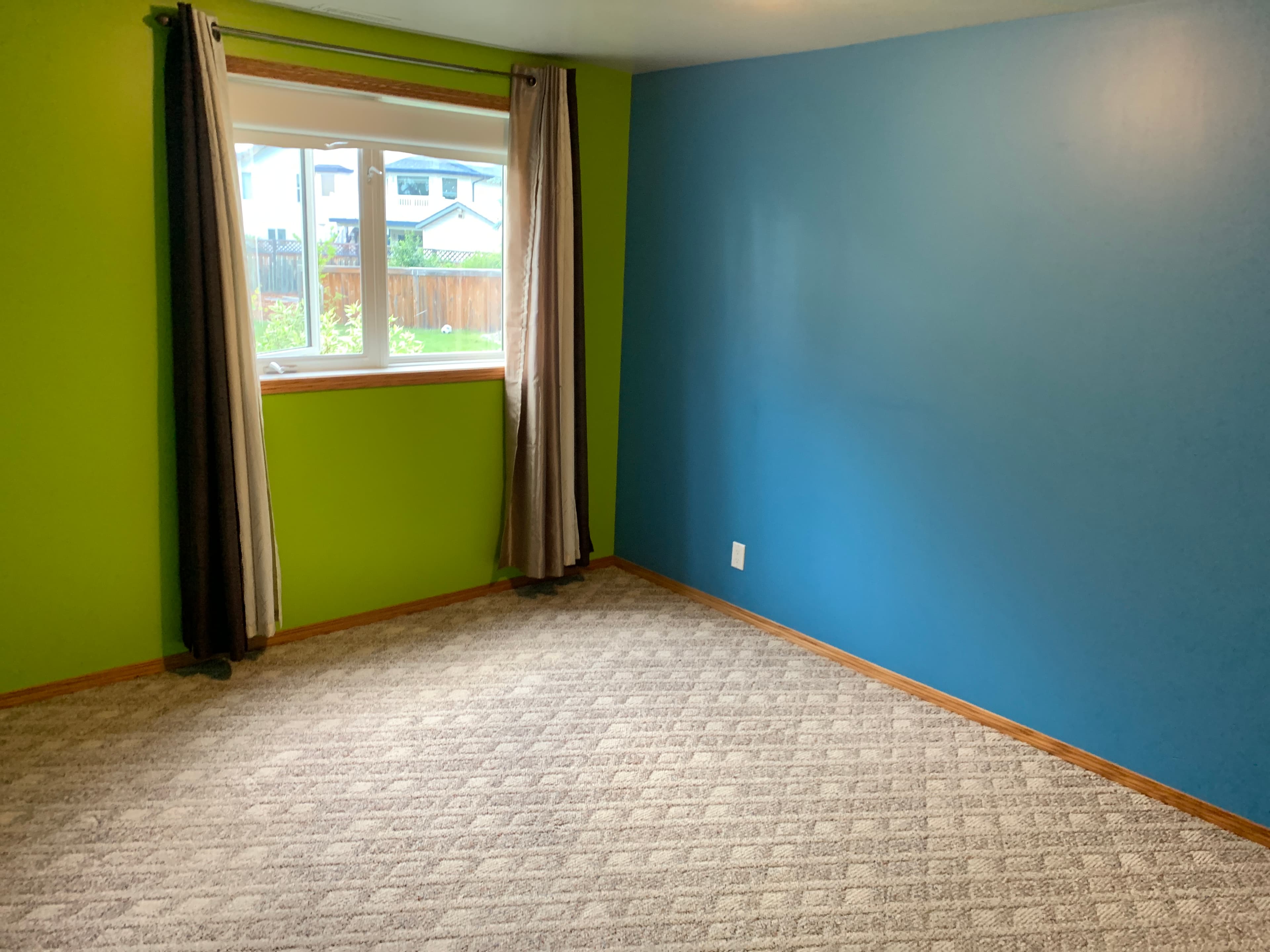 PropertyGuys.com — 4 Bedroom(s) and 3 Bathroom(s) - Photo 16