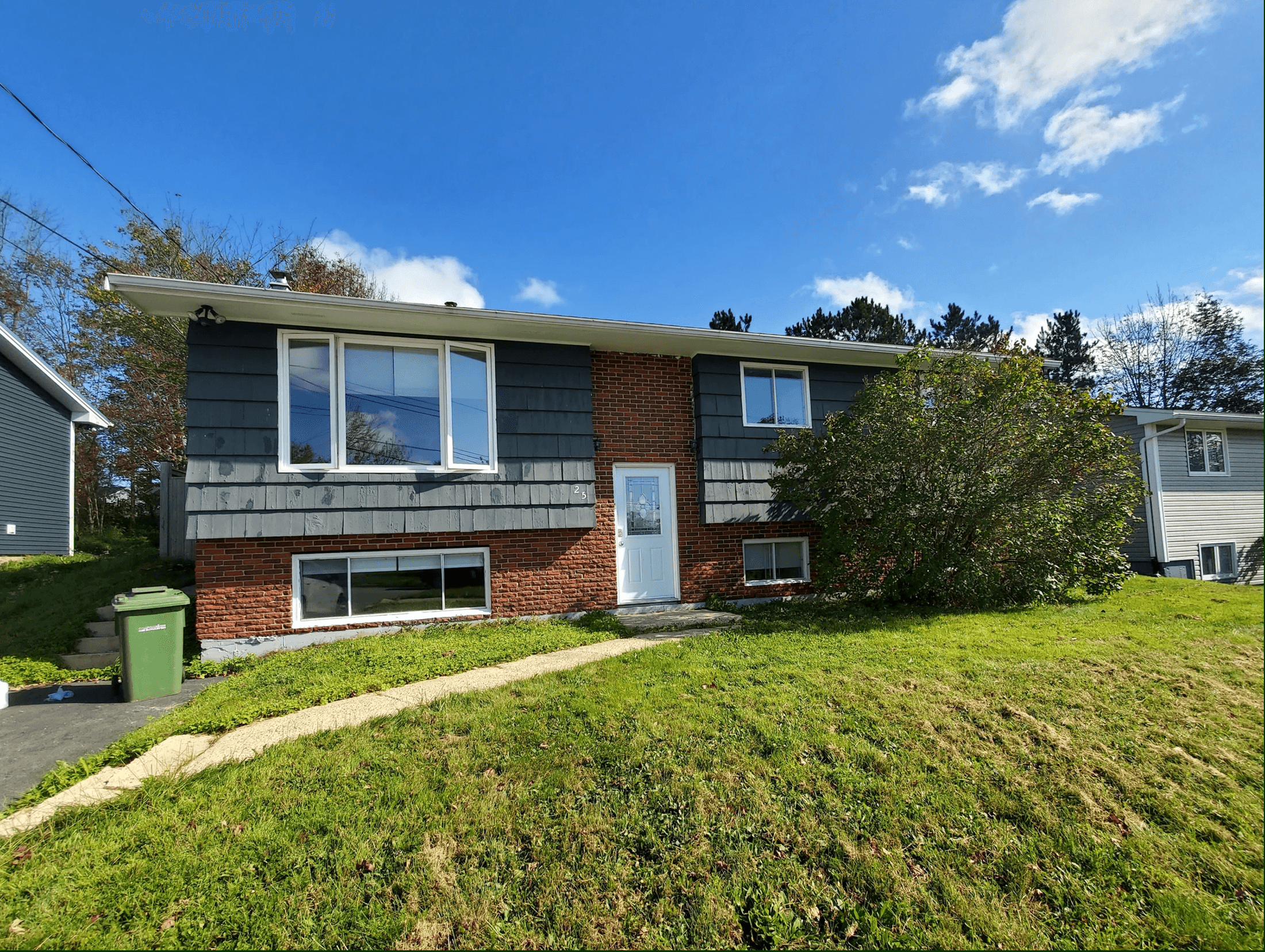 JDE Property Management — 4 Bedroom(s) and 2 Bathroom(s) - Photo 1