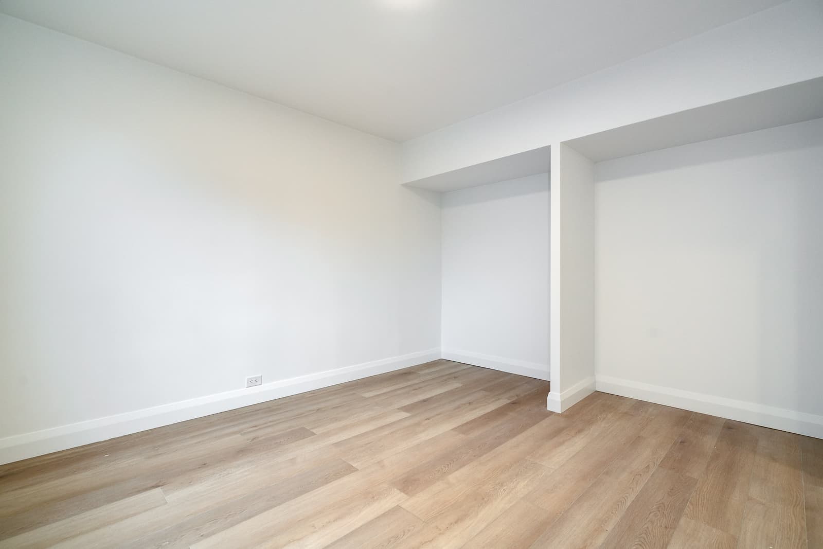 Kofi Rentals - Photo 16