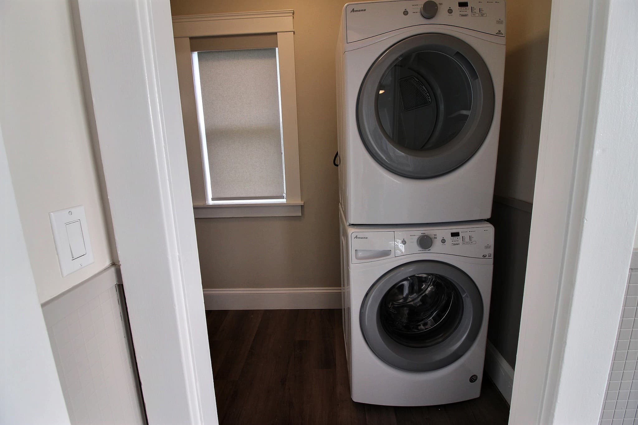 PropertyGuys.com — 3 Bedroom(s) and 2 Bathroom(s) - Photo 9