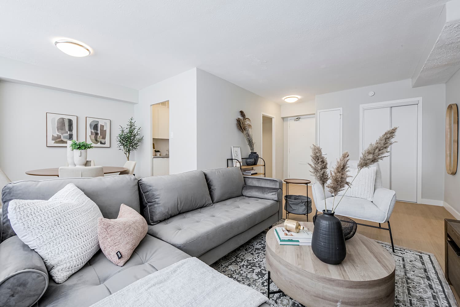 Hazelview Properties — 1 Bed - Photo 4