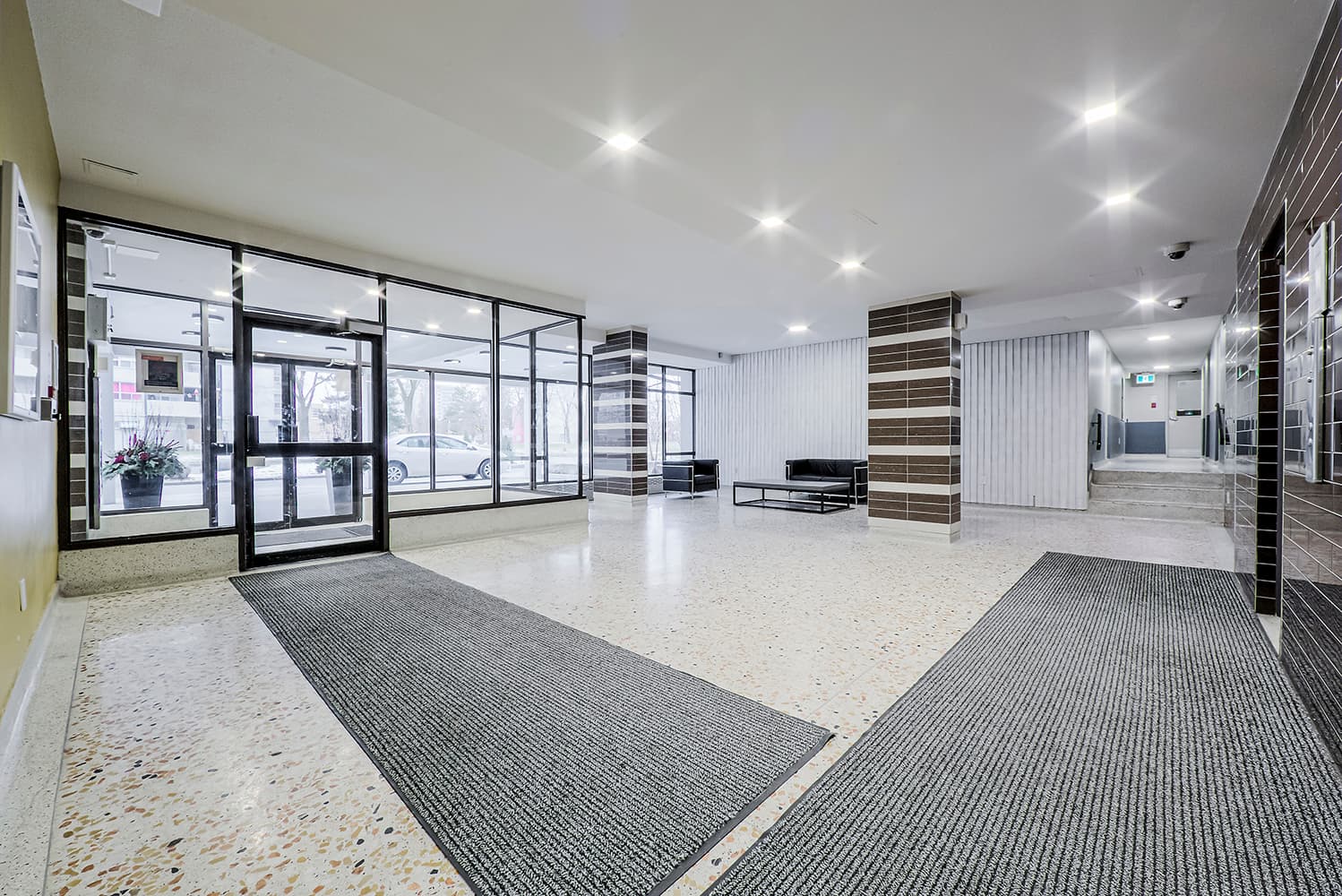 Hazelview Properties — 1 Bed - Photo 10