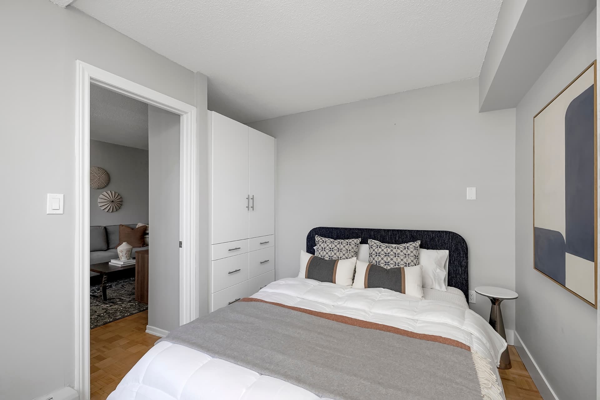 Morguard — 2 Bed - Photo 10