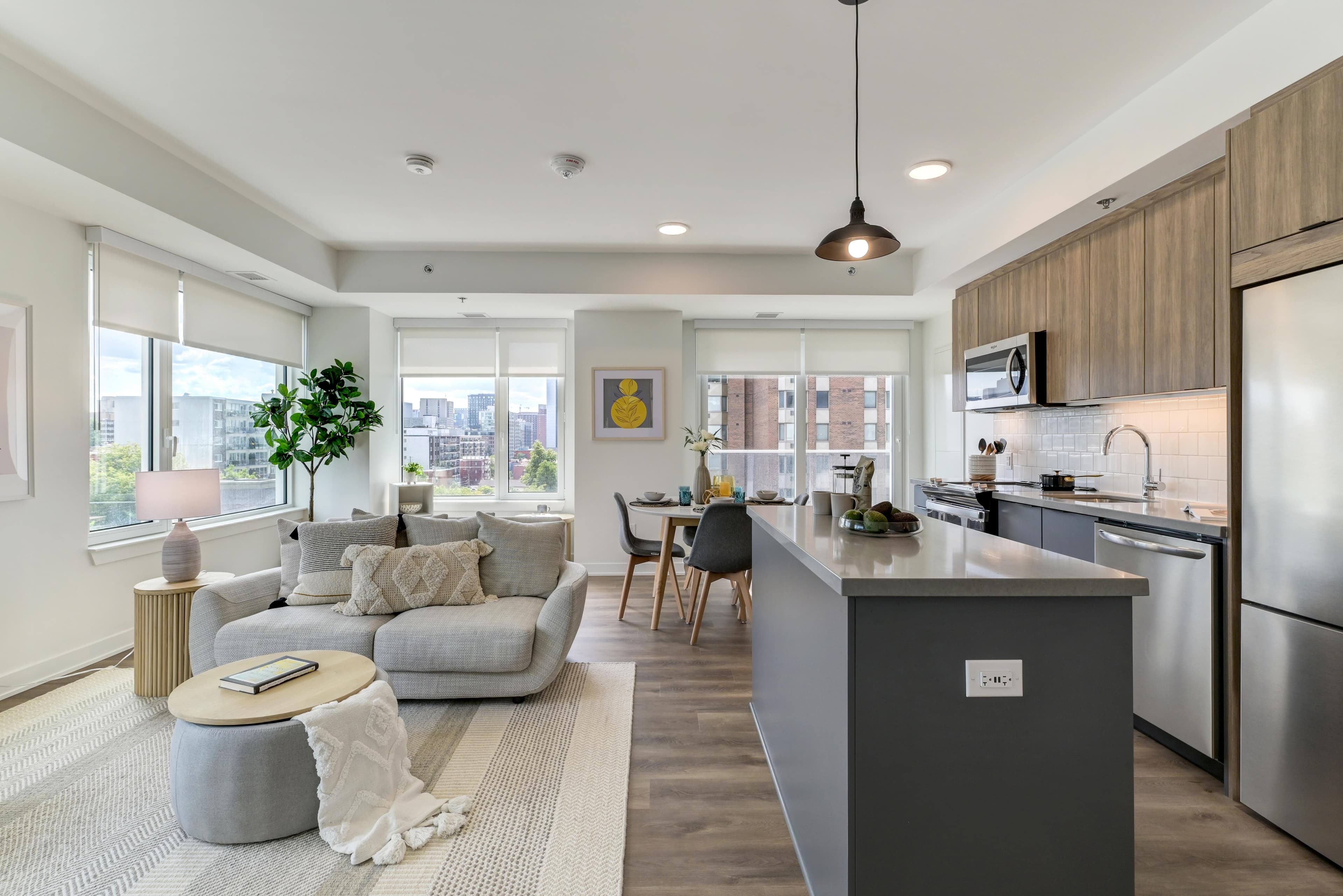 Hazelview Properties — 1 Bed + Den - Photo 11