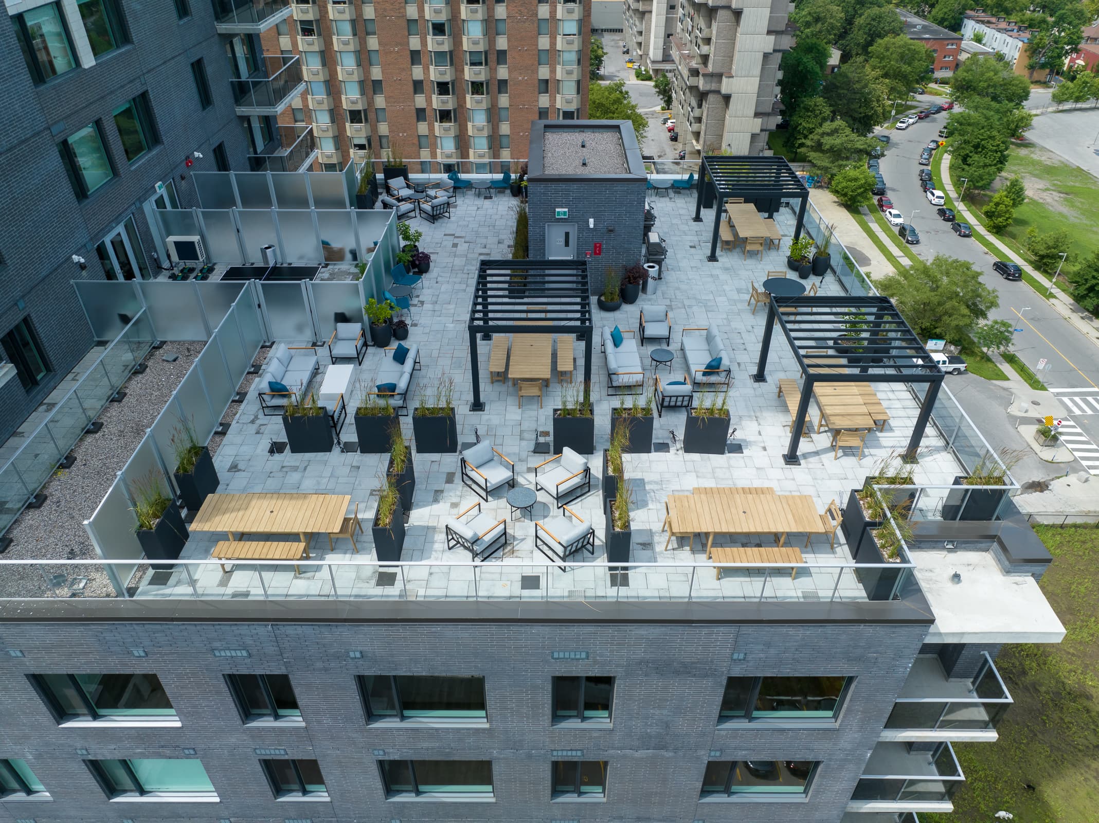 Hazelview Properties — 1 Bed + Den - Photo 26