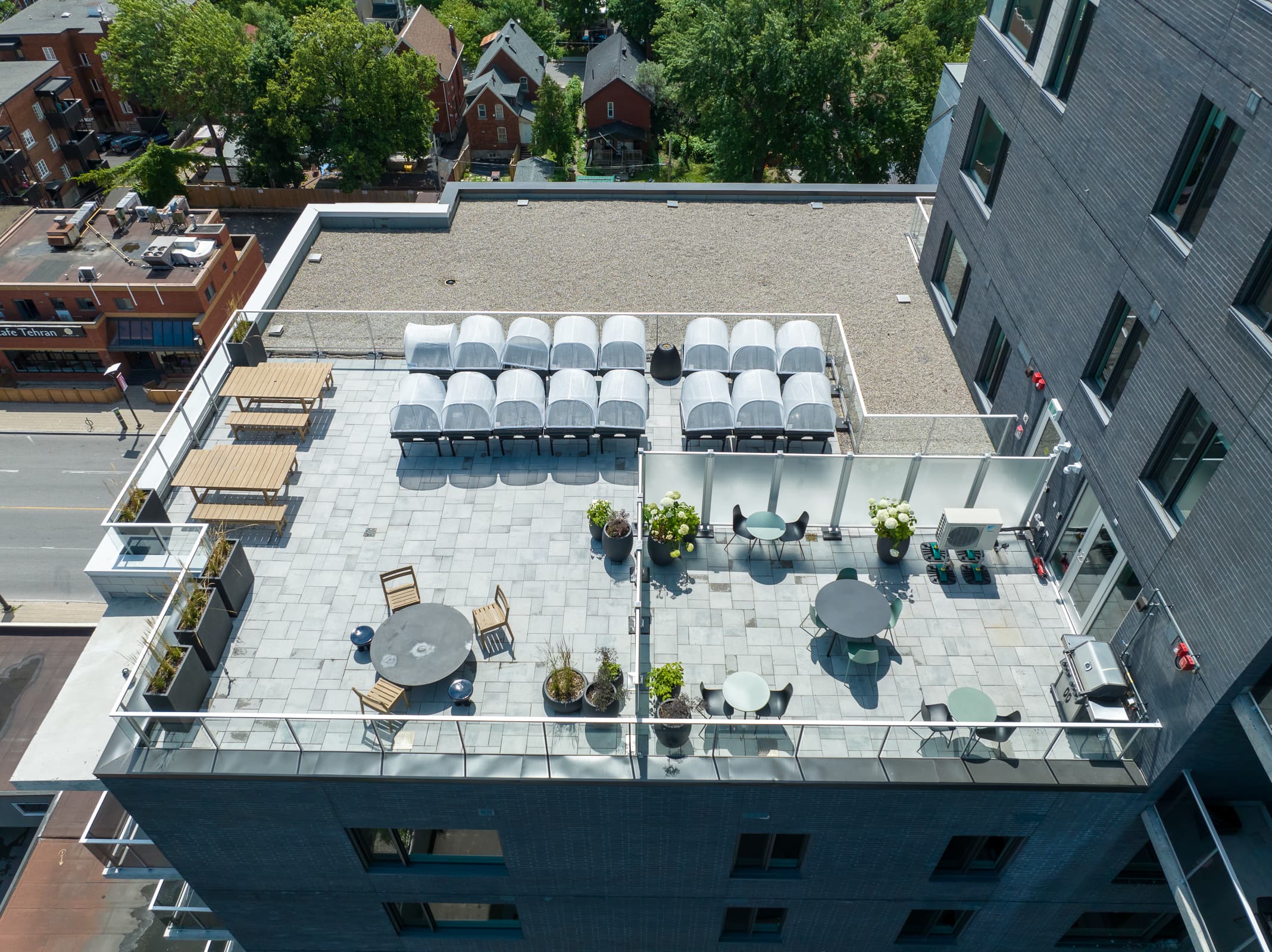 Hazelview Properties — 1 Bed + Den - Photo 27