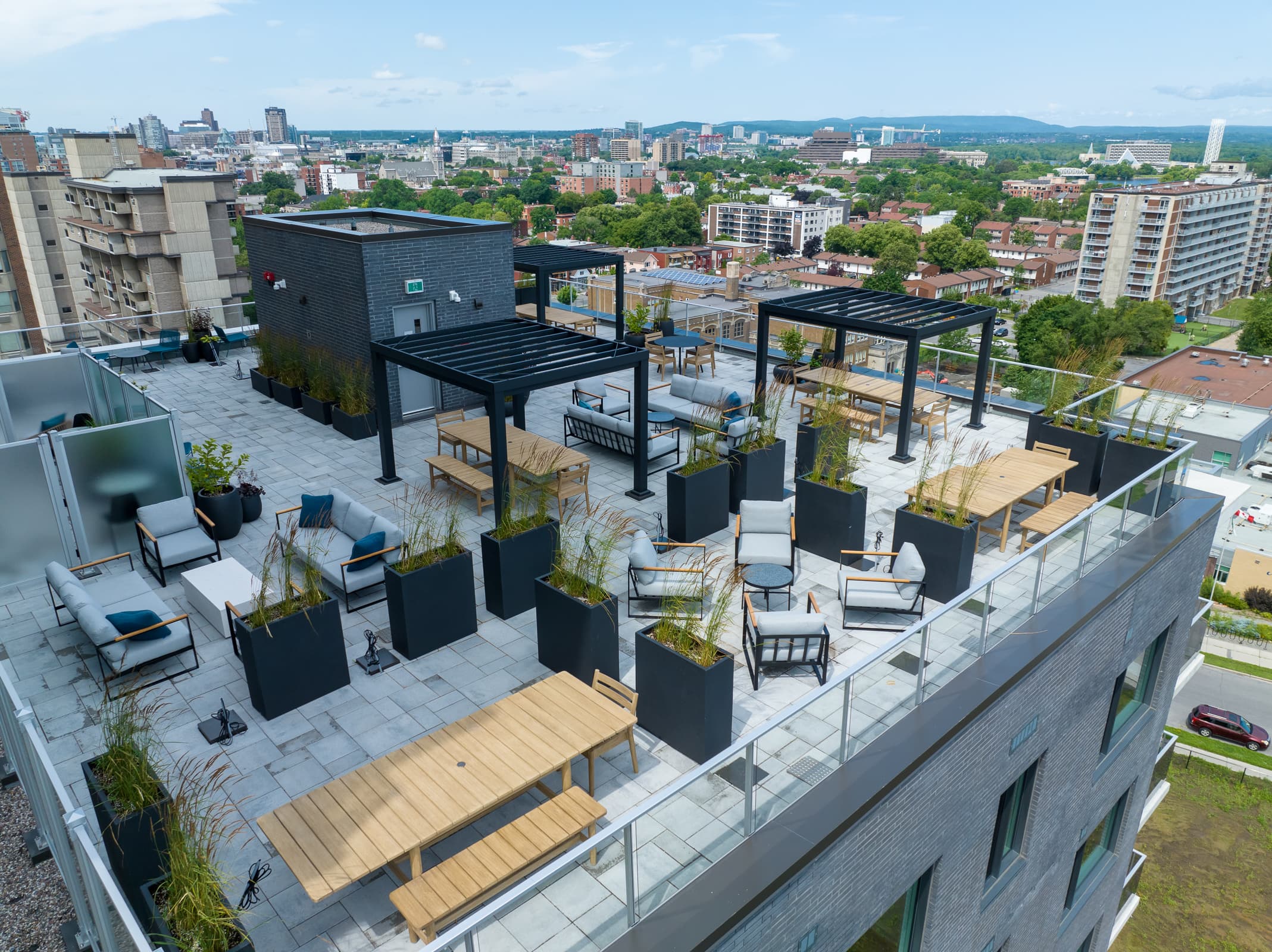 Hazelview Properties — 1 Bed + Den - Photo 29