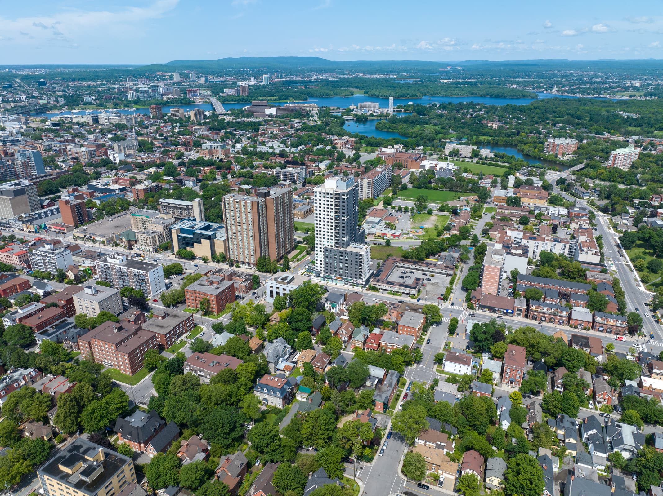 Hazelview Properties — 1 Bed + Den - Photo 54