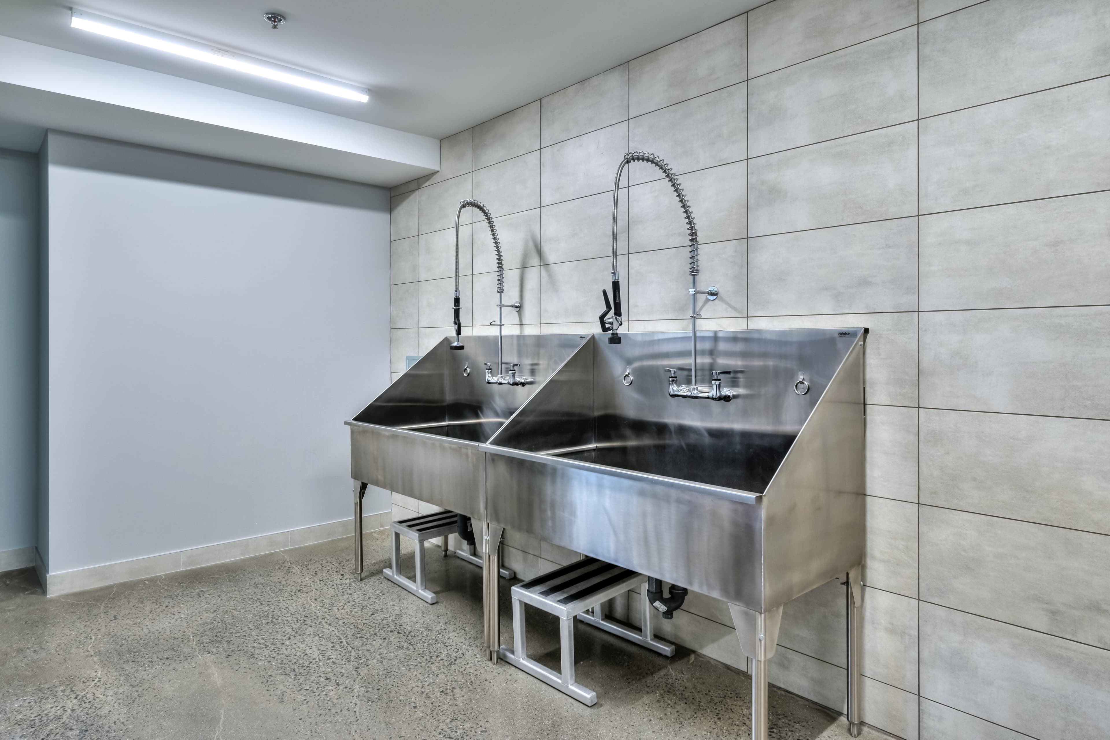 Hazelview Properties — 1 Bed + Den - Photo 44