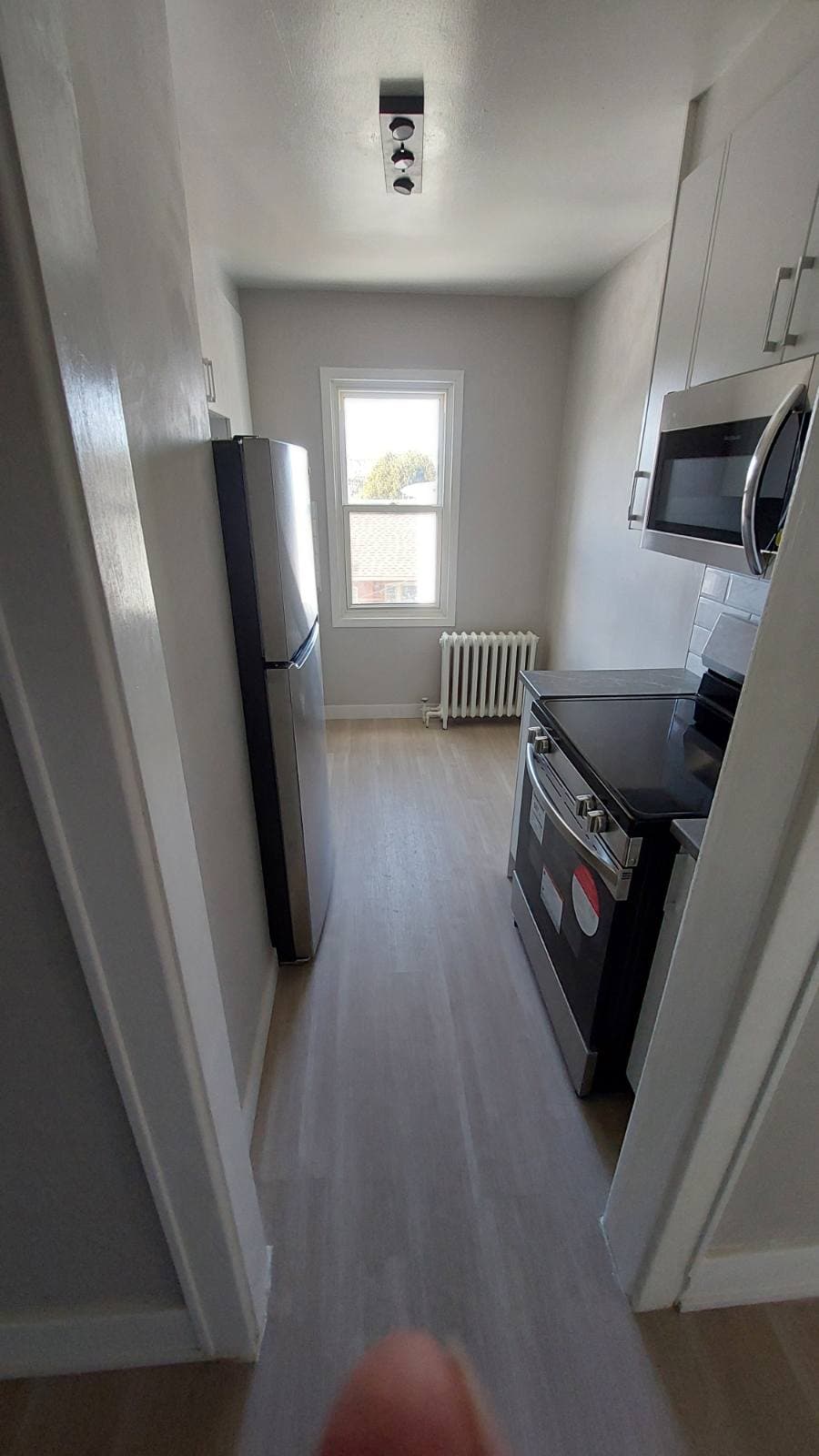 Whitehall Apartments — 3 - Photo 6