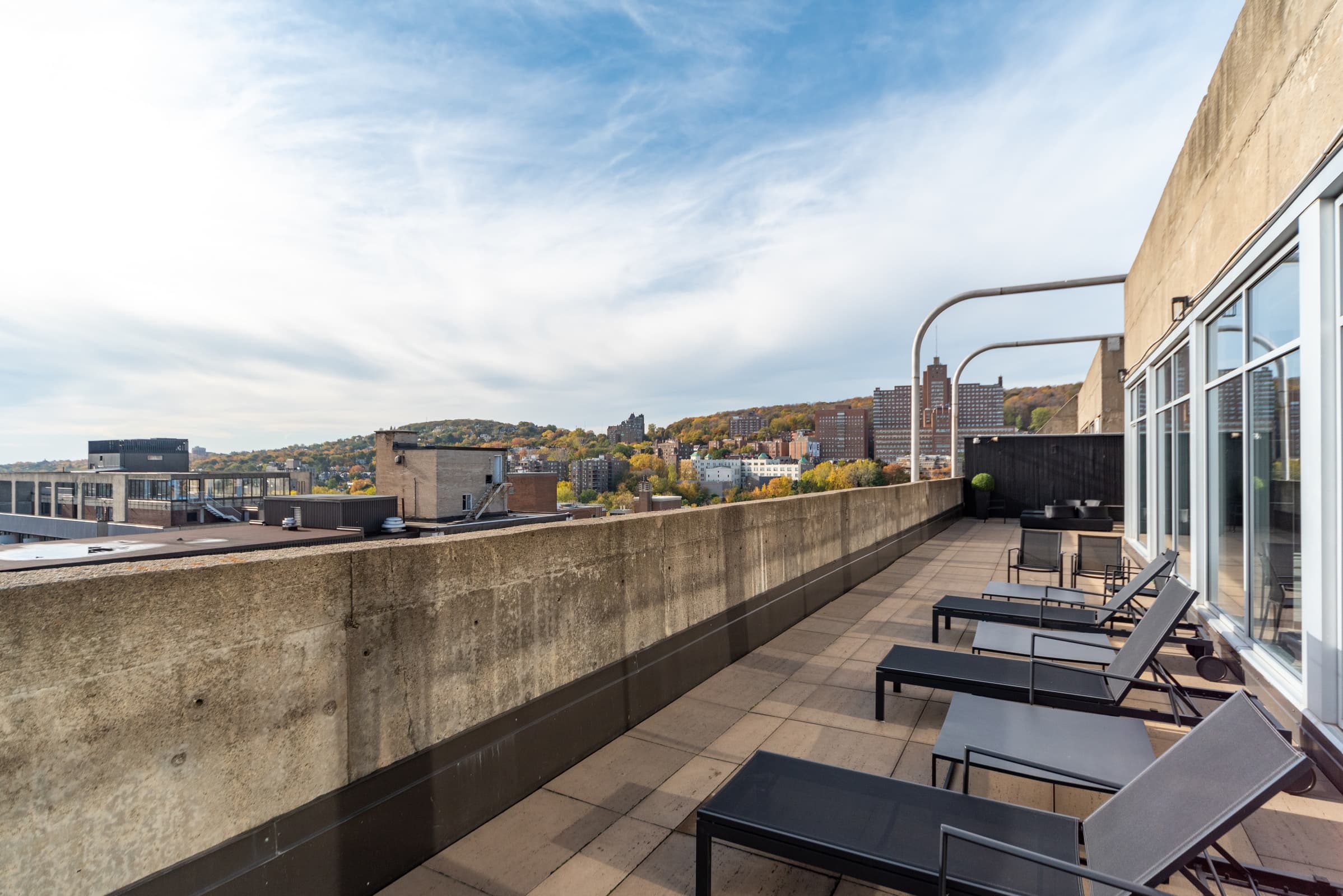Hazelview Properties — 1 Bedroom - Photo 11