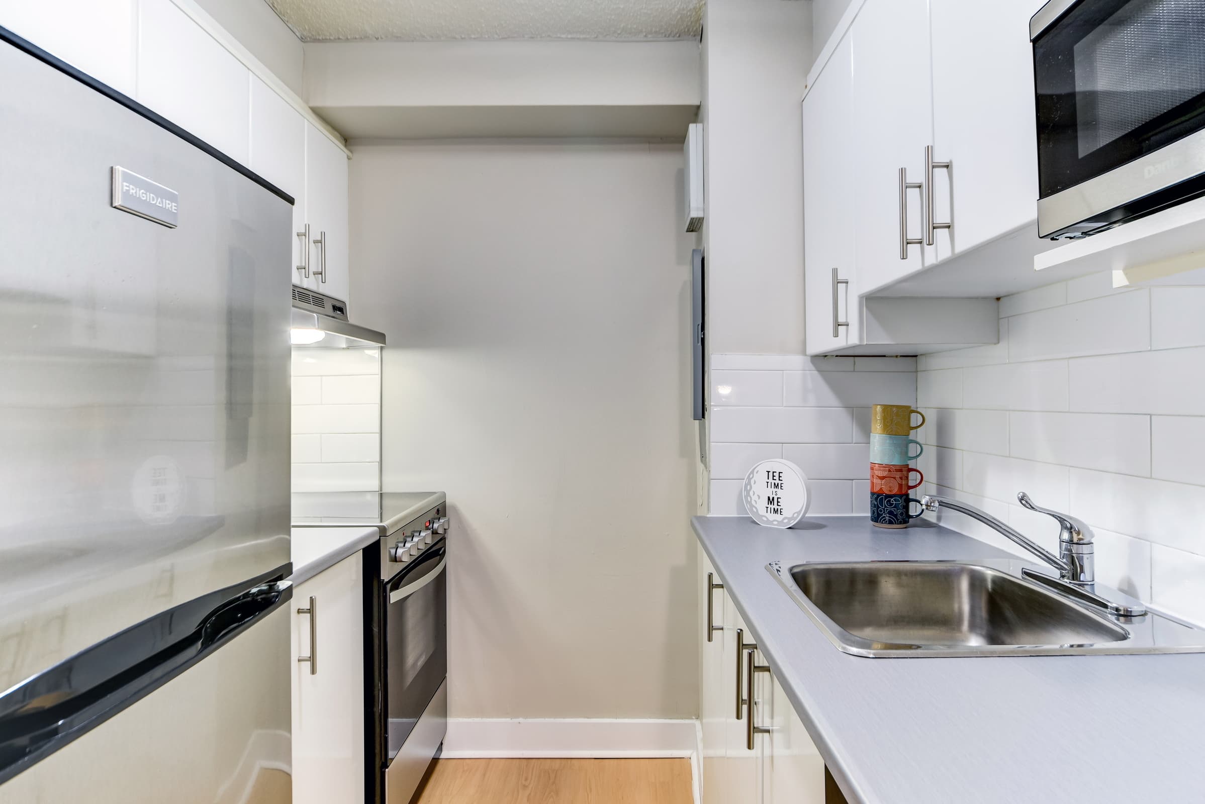 Hazelview Properties — 1 Bedroom - Photo 18