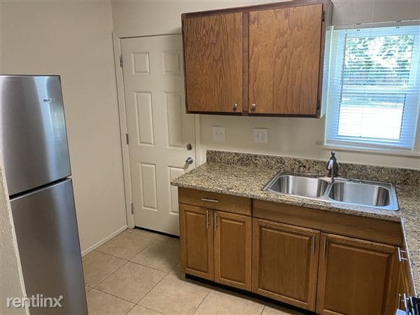Scott Brown Properties - Photo 2