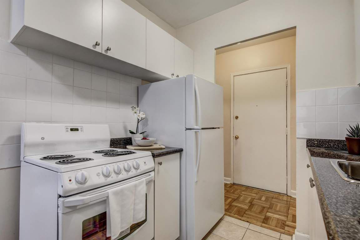 North44 Property Management — 2 Bedroom - Photo 4