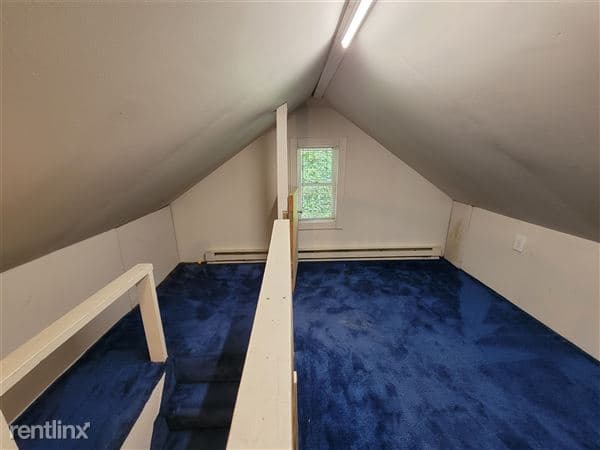 Investor’s Property Management — 2 Bedroom(s) and 2 Bathroom(s) - Photo 3