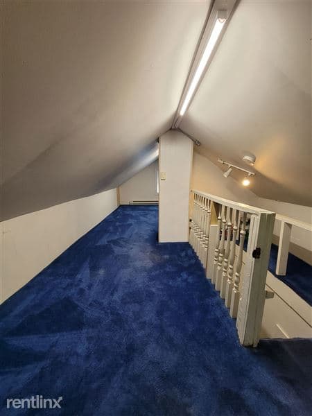 Investor’s Property Management — 2 Bedroom(s) and 2 Bathroom(s) - Photo 4