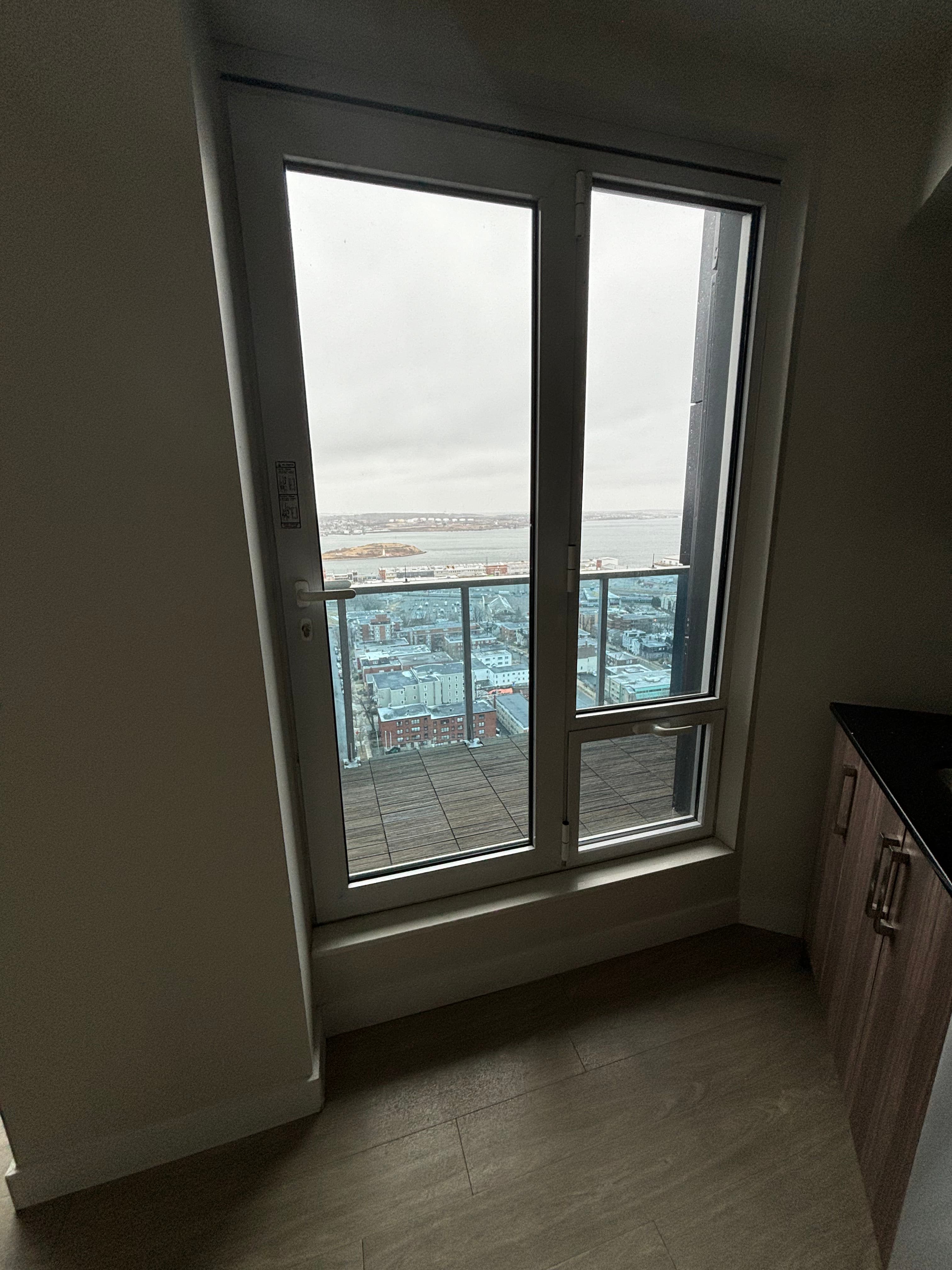 Templeton Properties — Penthouse 1 Bed - Photo 11