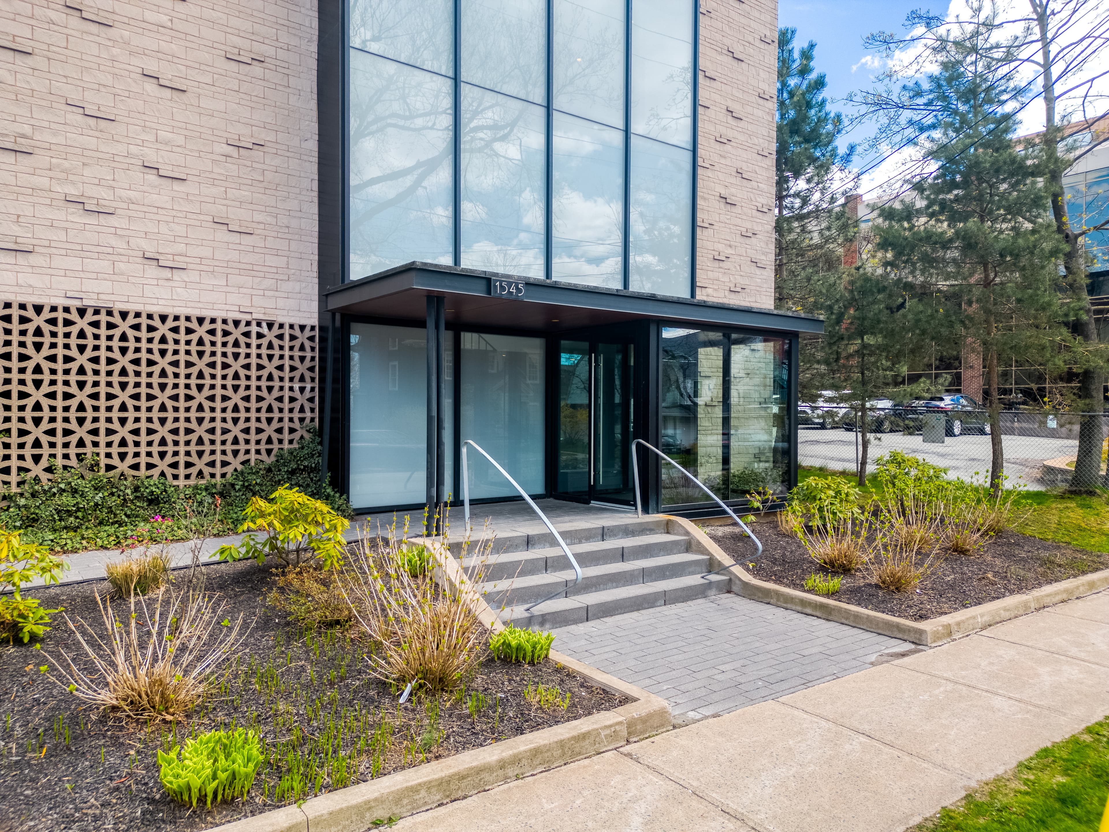 Templeton Properties - Photo 16