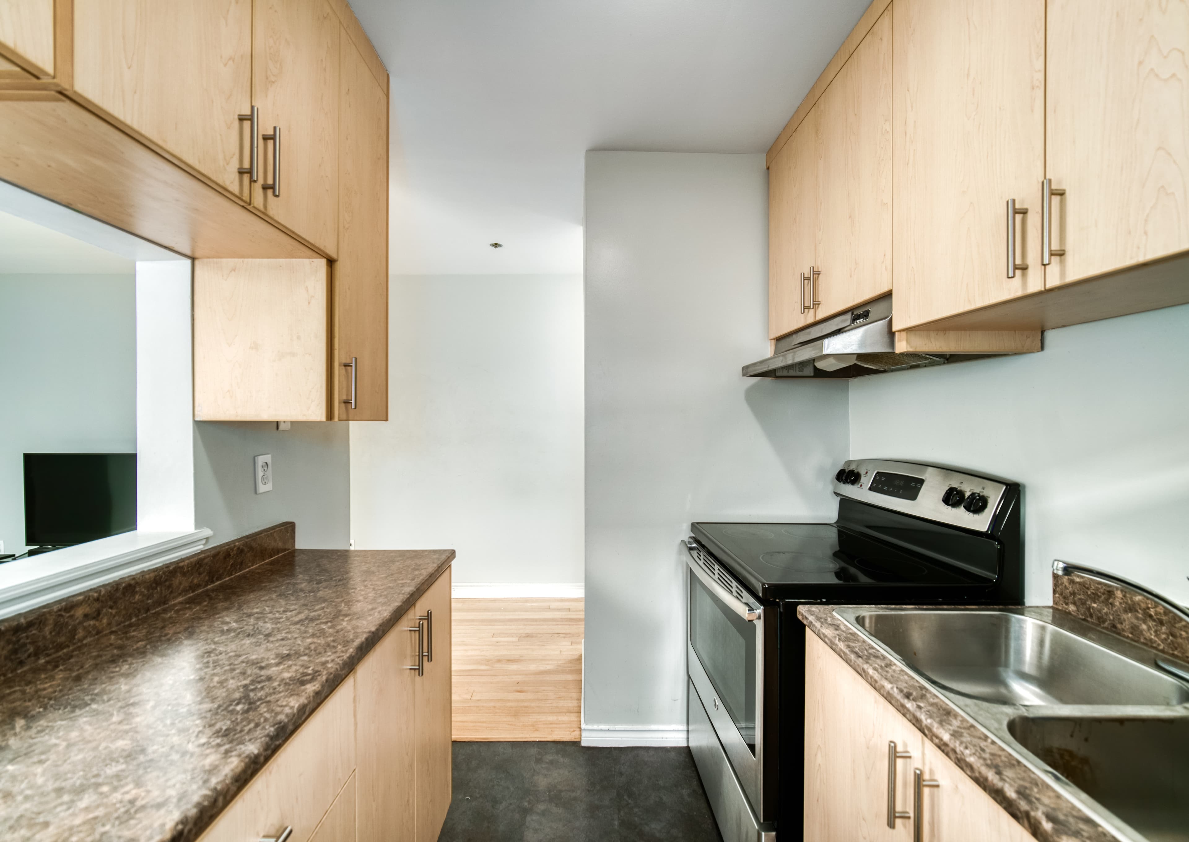 Templeton Properties — Bachelor - Photo 24